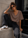 Basic T-shirt V-hals Milly Bruin