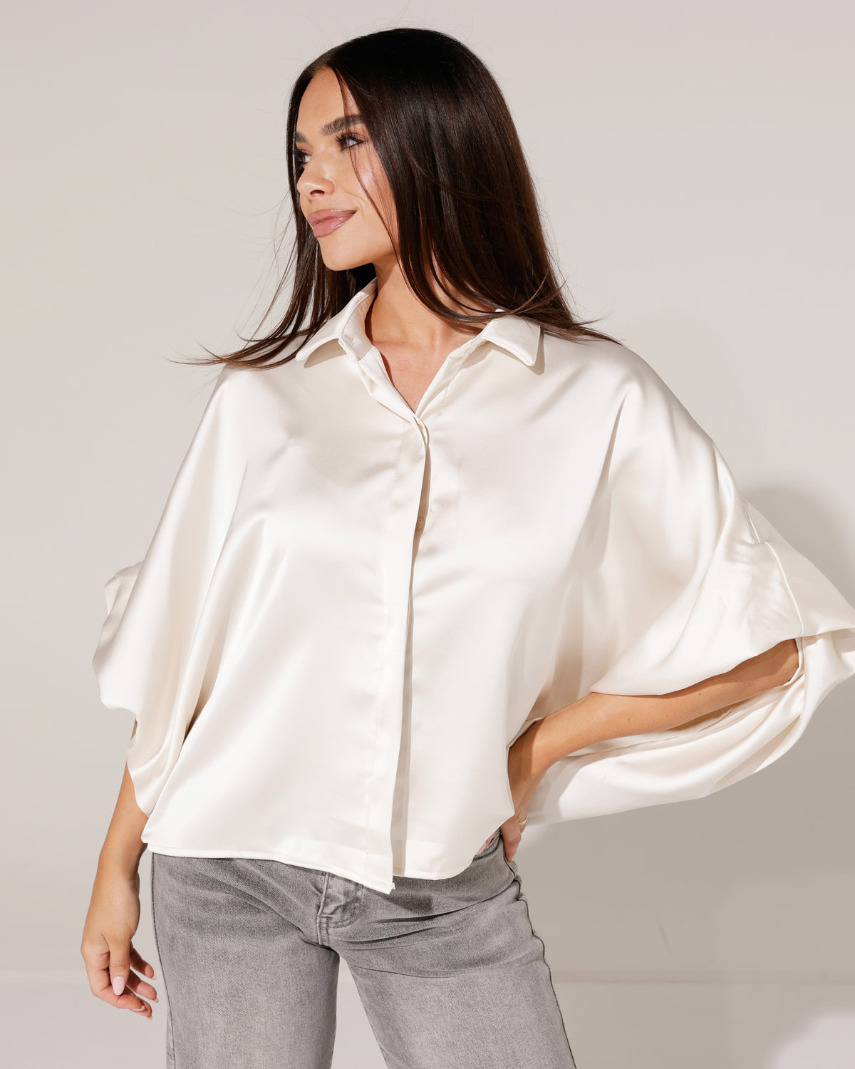 Blouse met satijnlook Liva Roomwit