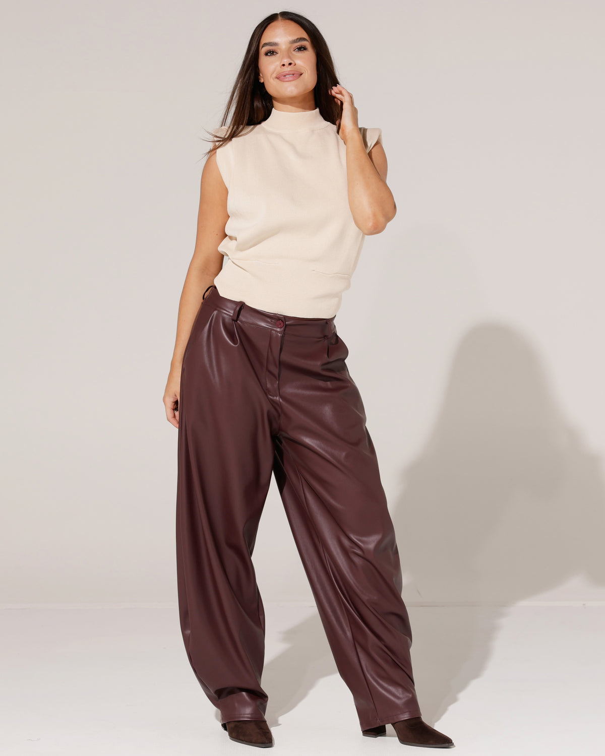 Leatherlook ballon broek Maaike Aubergine