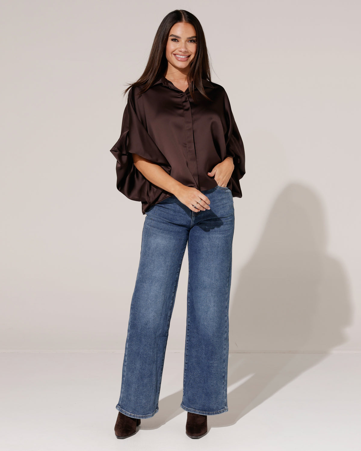Blouse met satijnlook Liva Donkerbruin