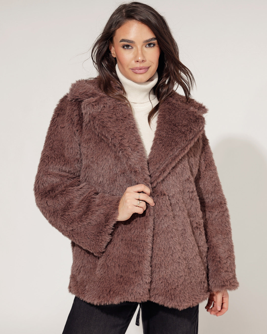 Fake fur jas Noor Bruin
