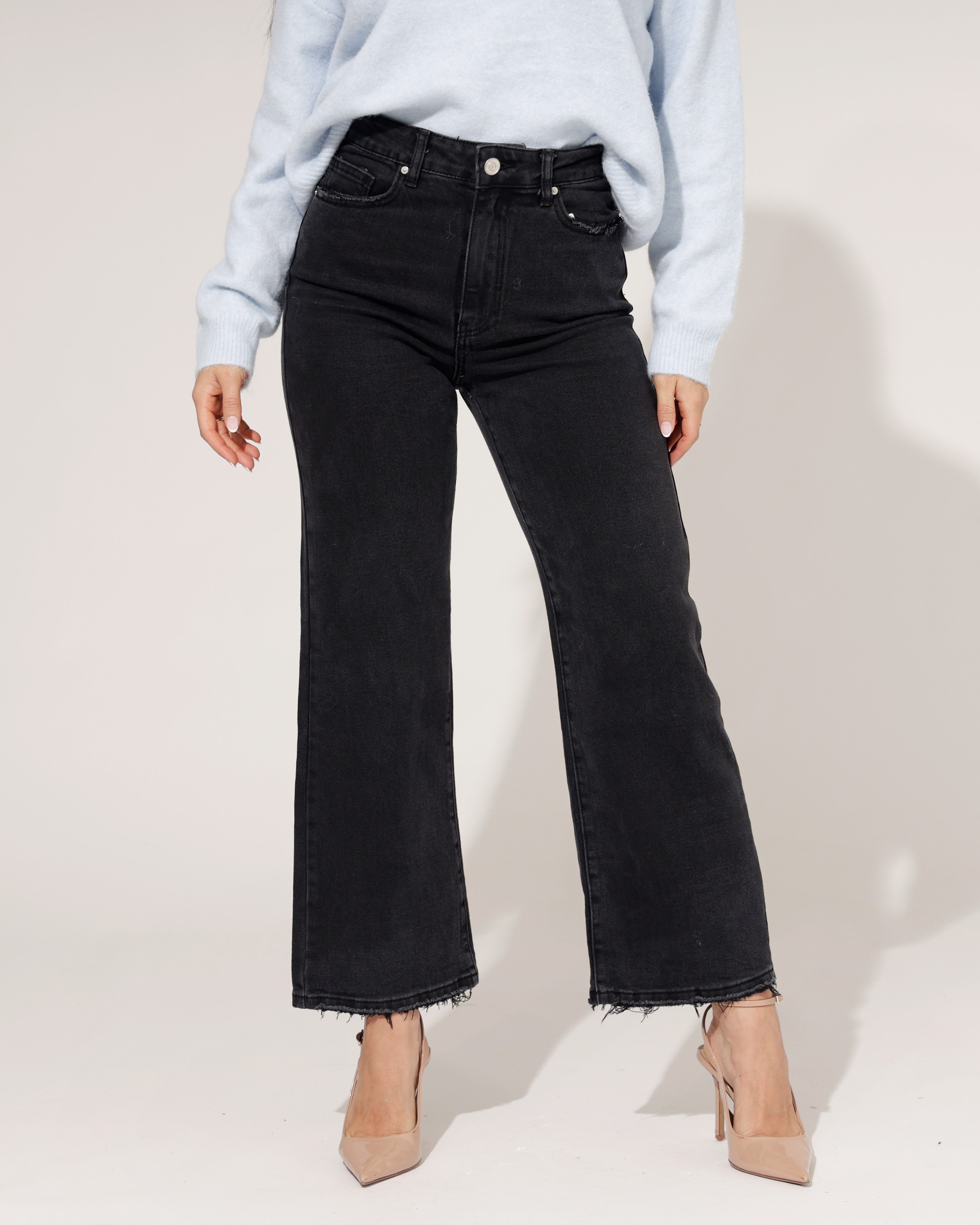 Queen Hearts | Wide leg, Straight jeans Miles-5 Zwart