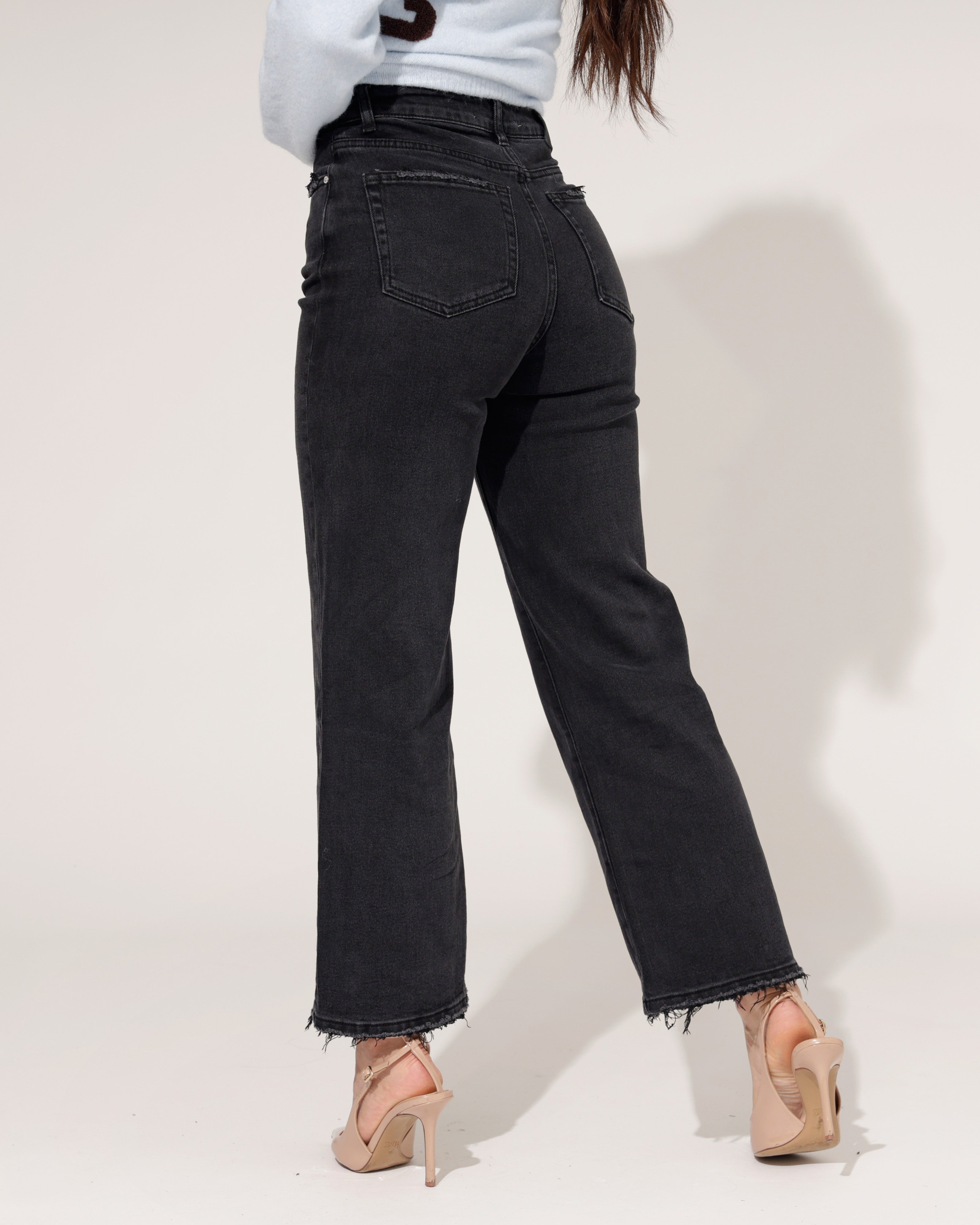 Queen Hearts | Wide leg, Straight jeans Miles-5 Zwart