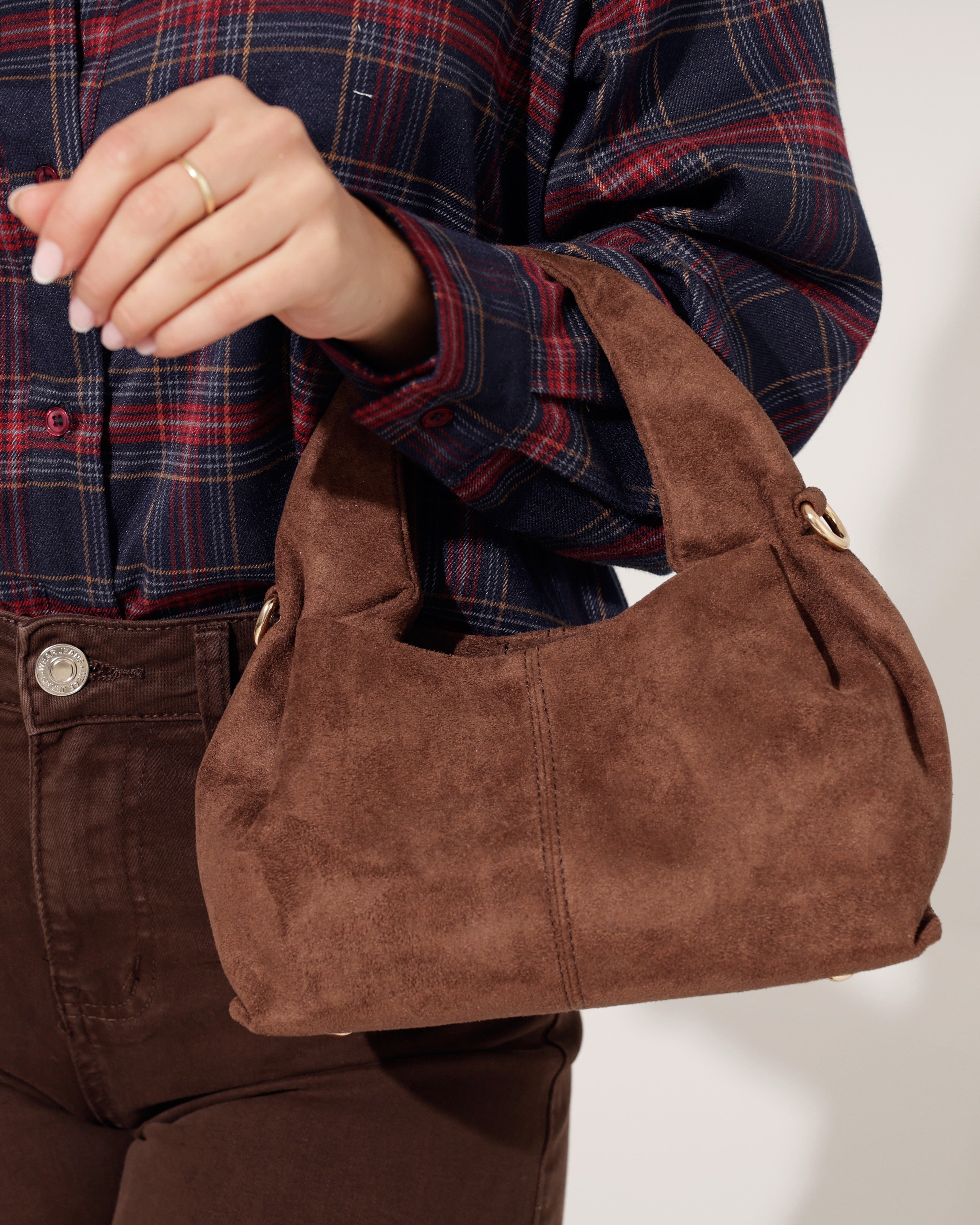 Suede-look schoudertas Amy Bruin