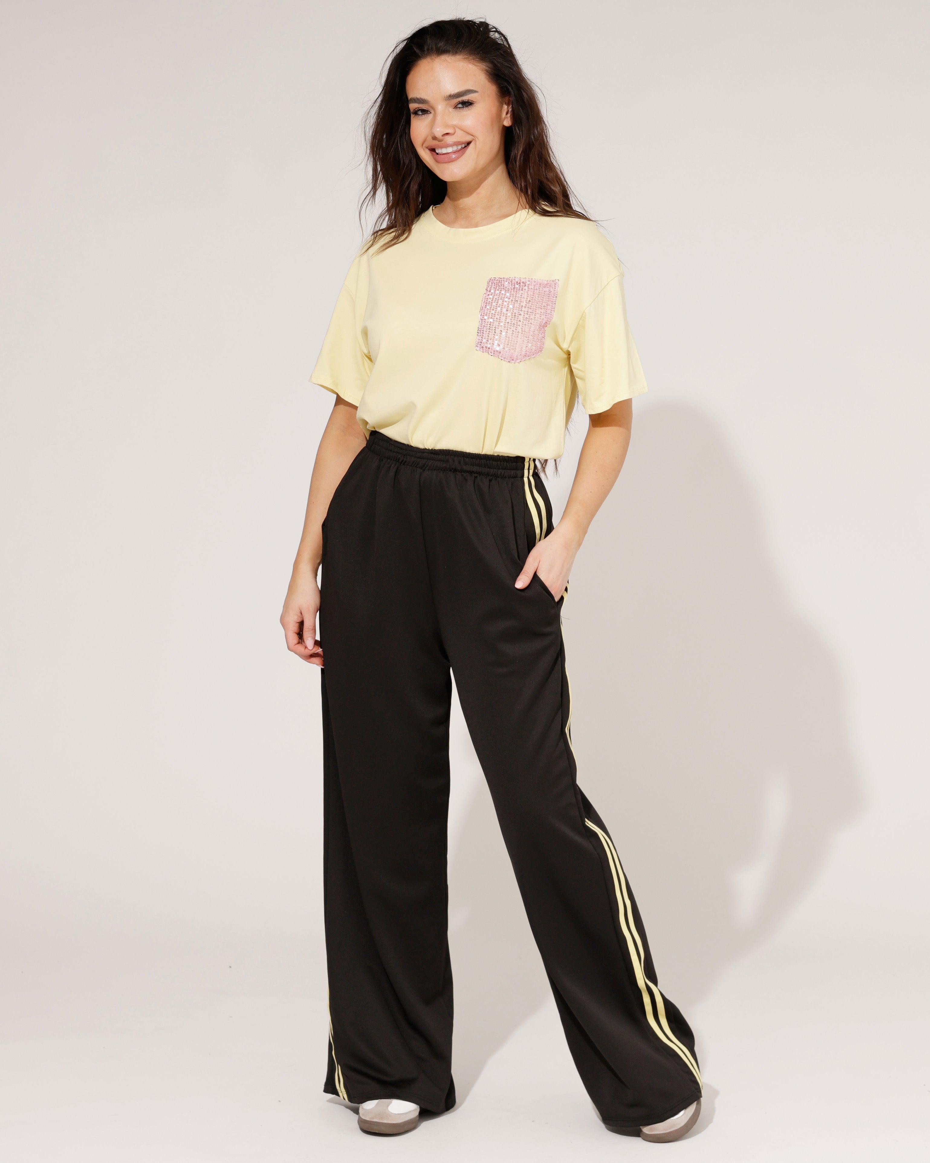 Wide leg broek met zijstrepen Kristy Zwart/ Geel