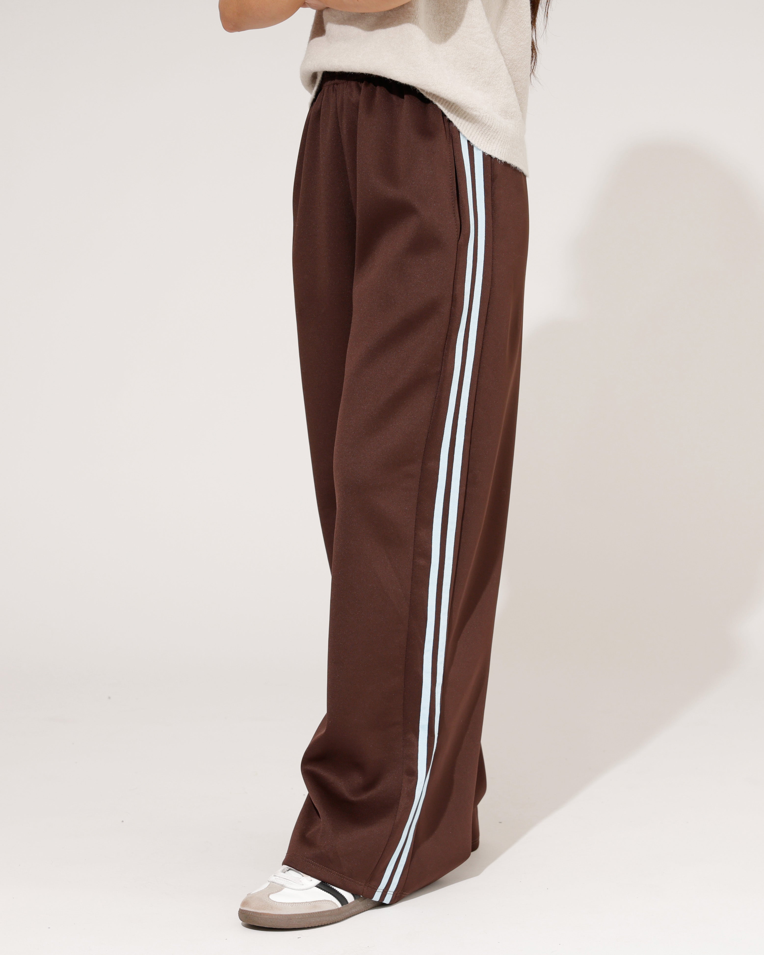 Wide leg broek met zijstrepen Kristy Donkerbruin/ Blauw