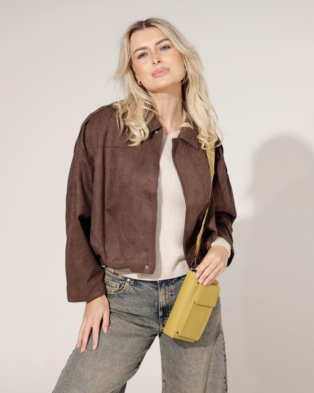 Schouder- telefoontas Josie Okergeel