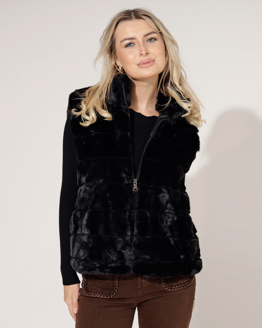 Fake fur gilet Joline Zwart