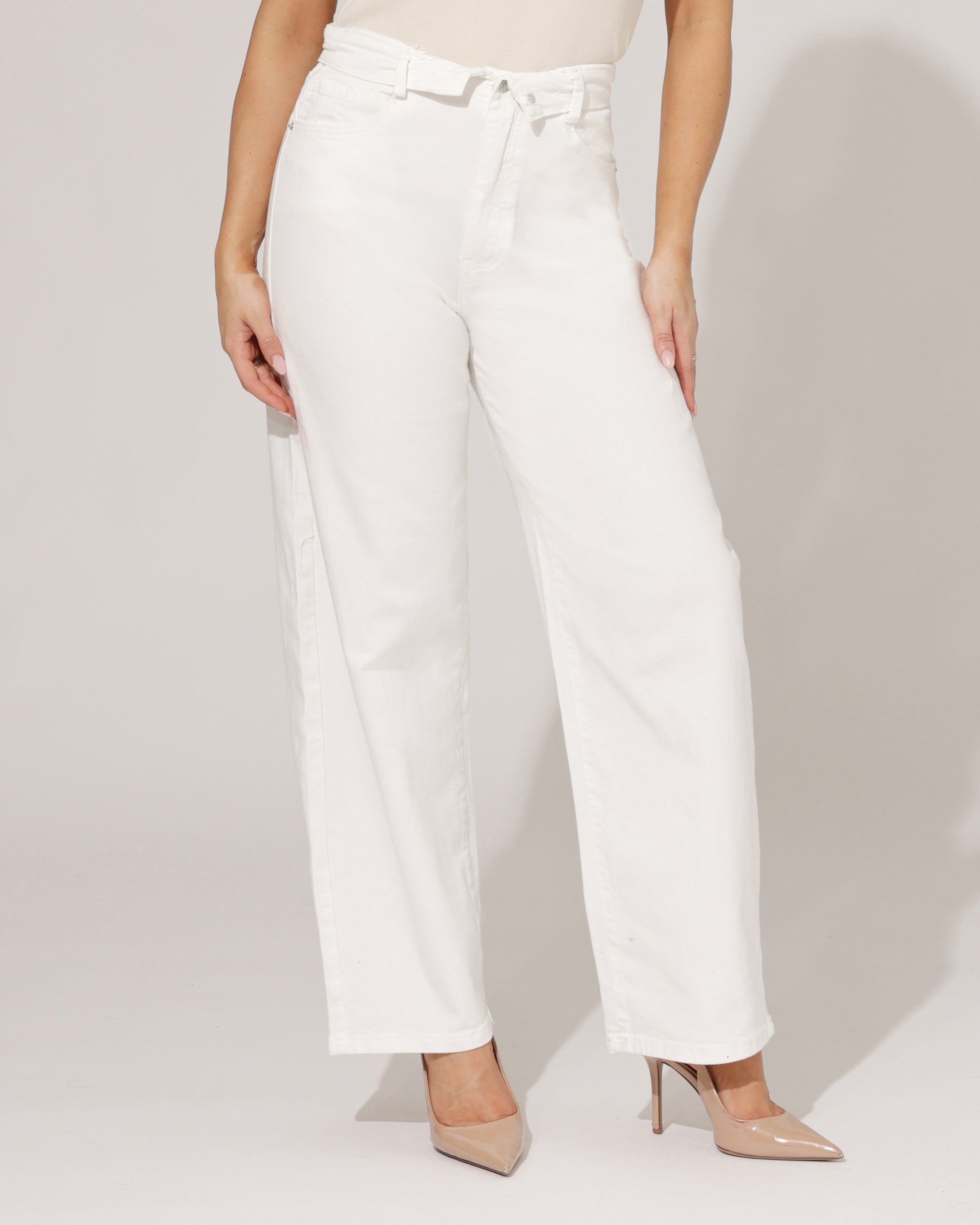 VS Miss | Barrel jeans omslag Elin Wit