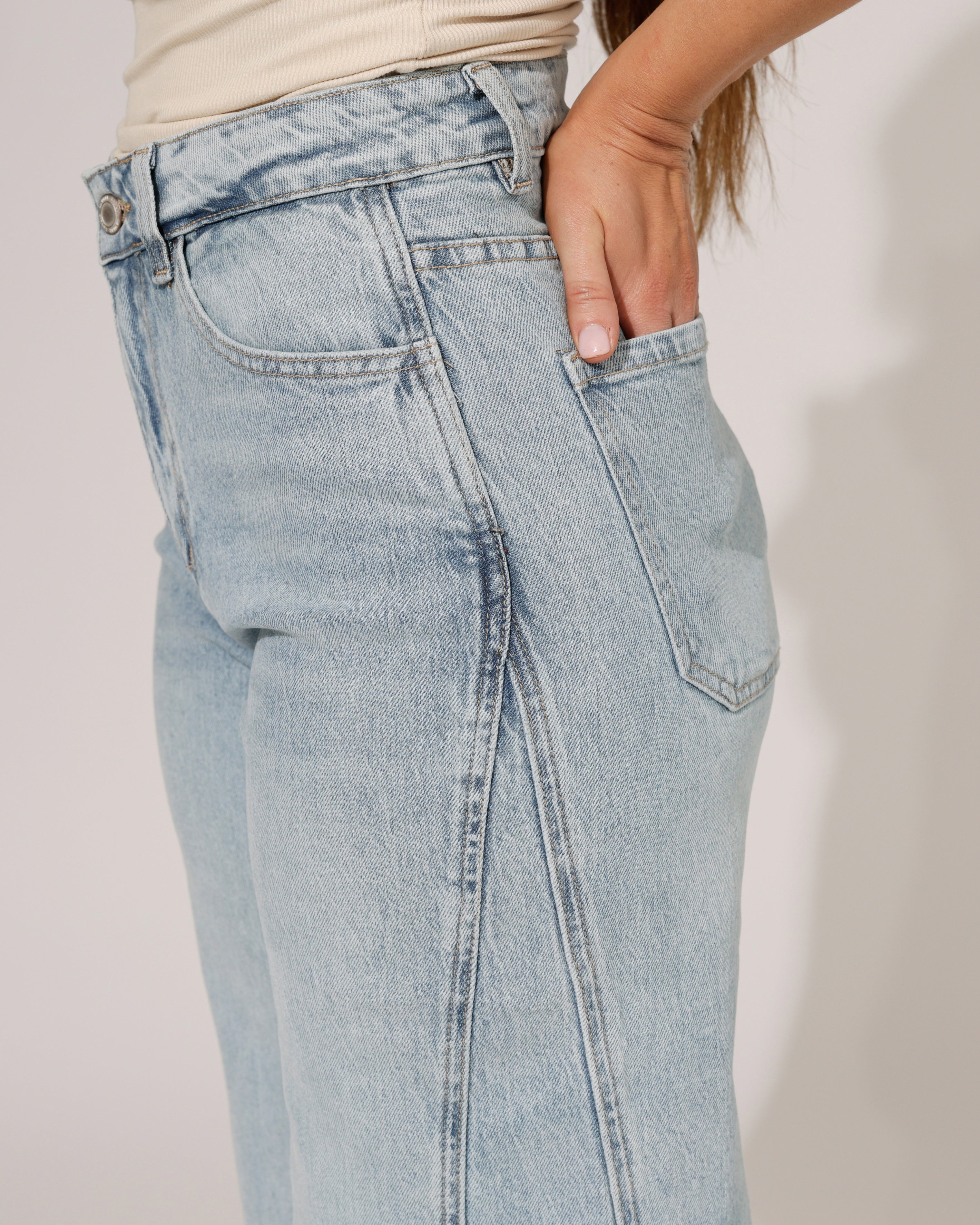 Laulia | Wide leg jeans Dalila Blauw