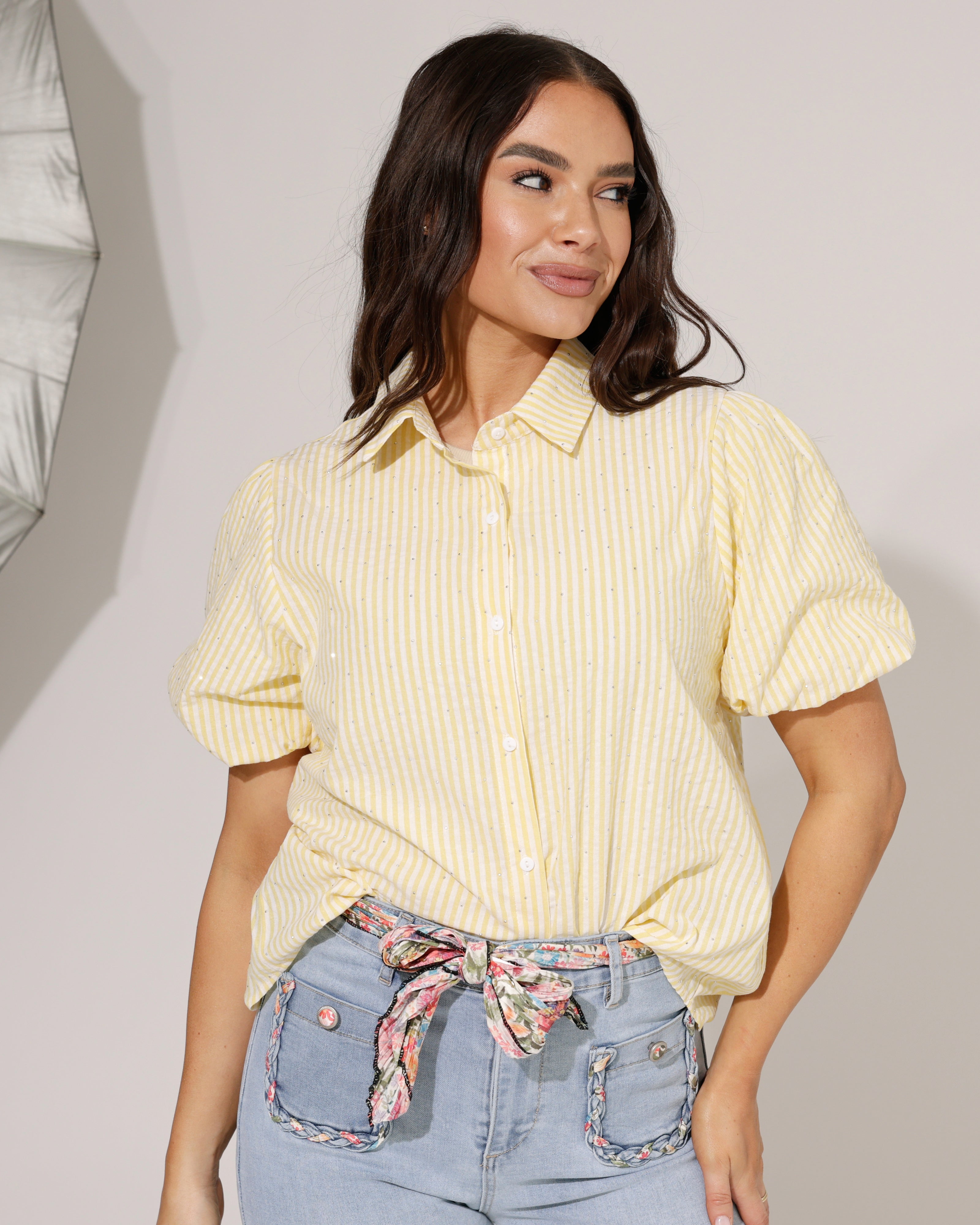 Gestreepte blouse pof mouw Lesley Geel