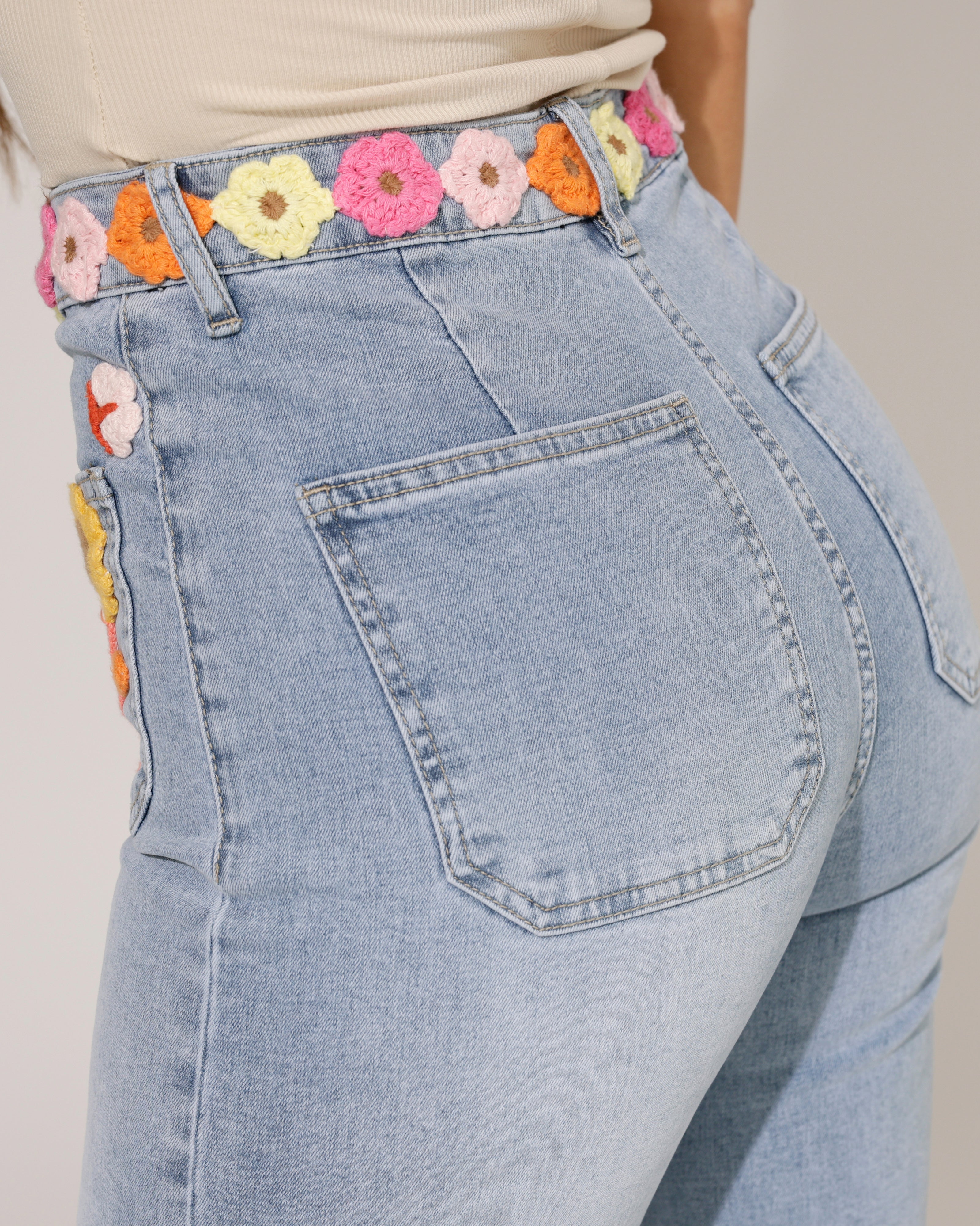 ZAC & ZOE | Wide leg jeans geborduurde bloemen Rendy-N Lichtblauw
