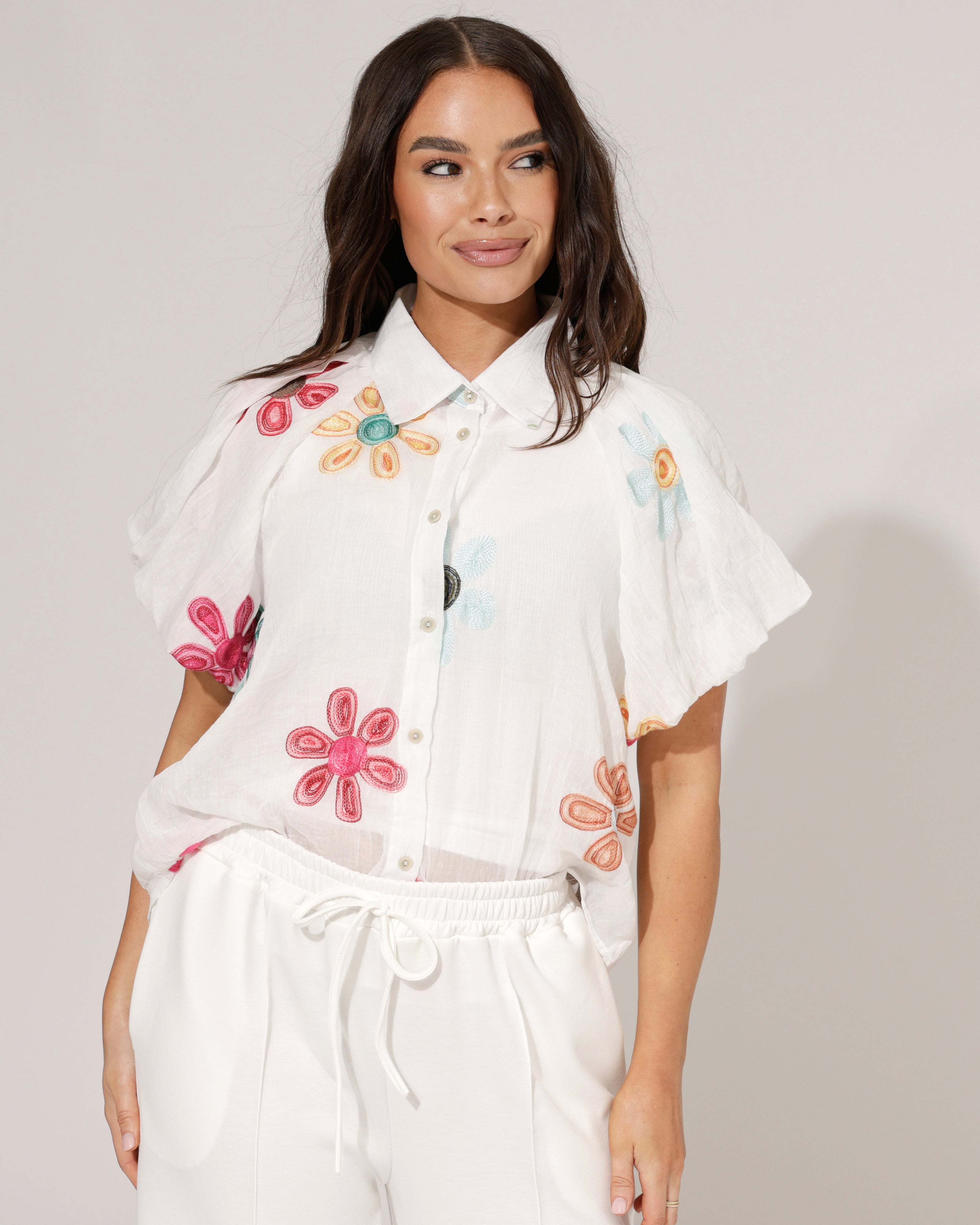 Blouse met bloemen Tischa Wit