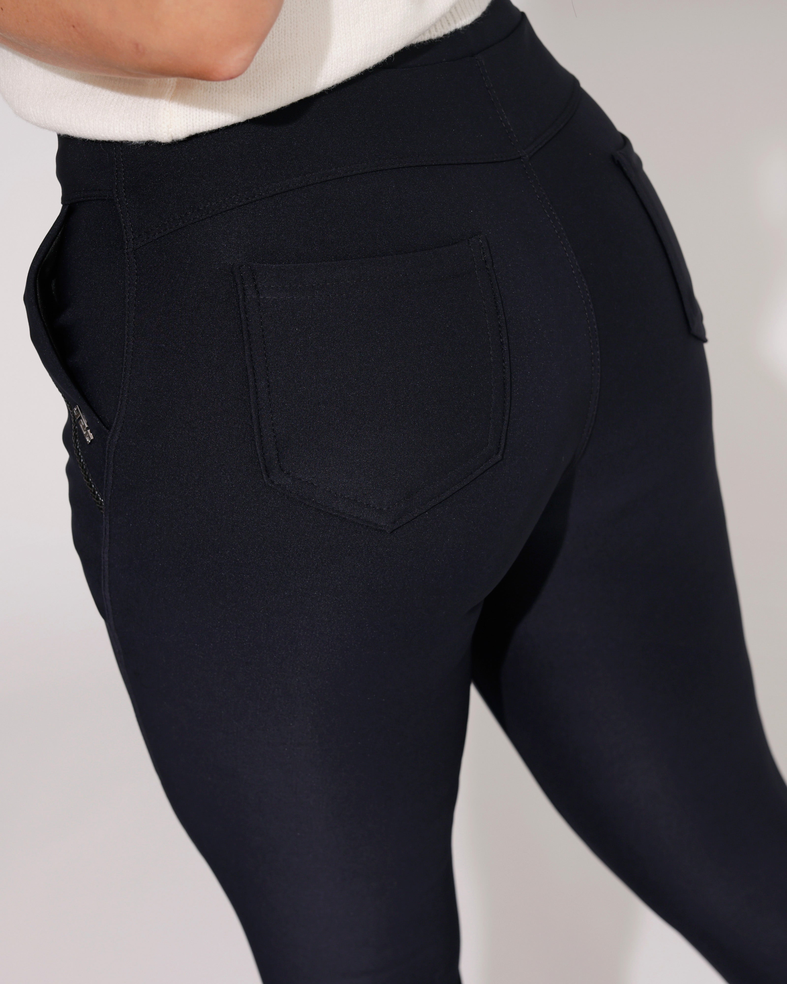 Yu & Me | Broek Livia Donkerblauw