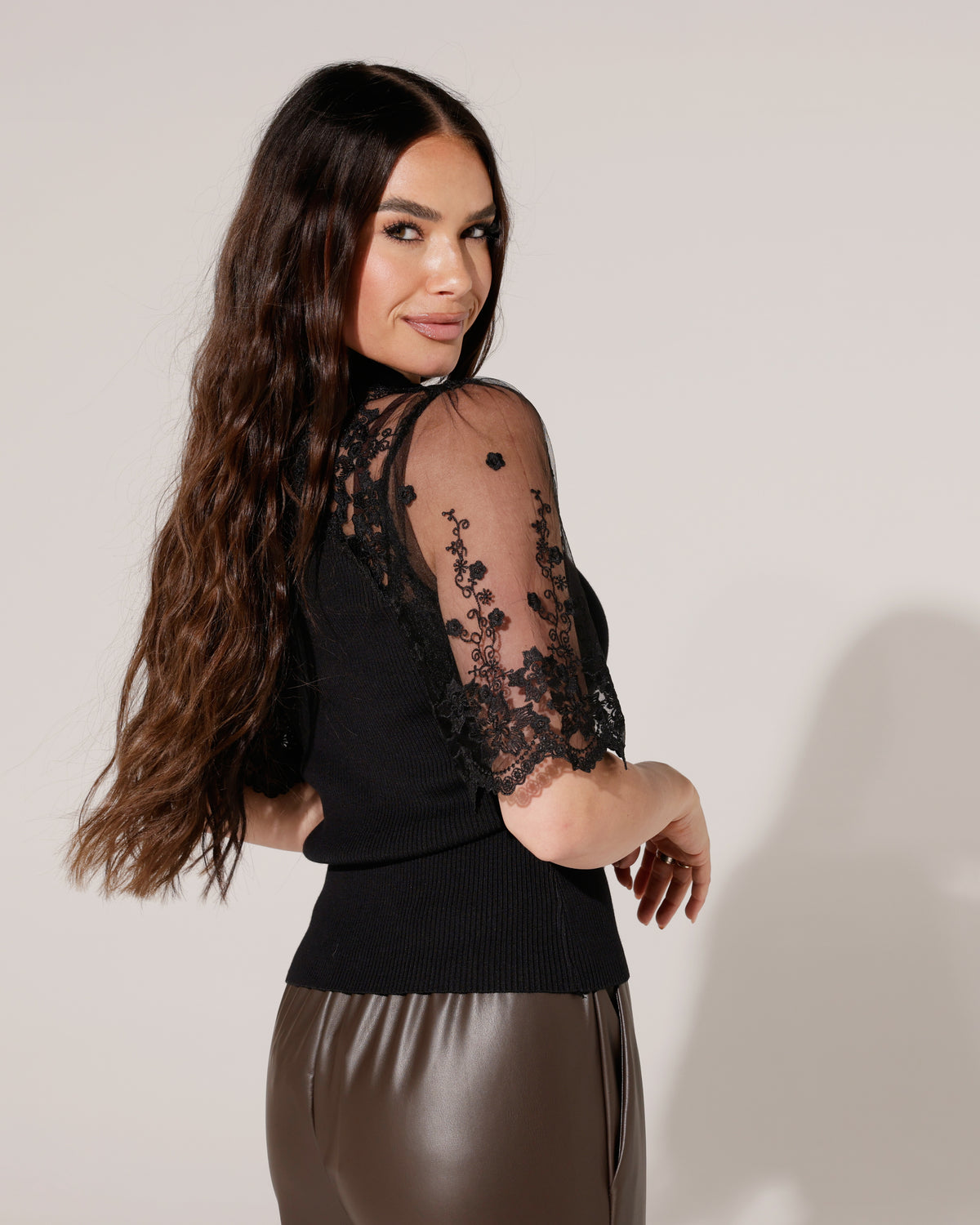 Top met voile mouw Izzy Zwart