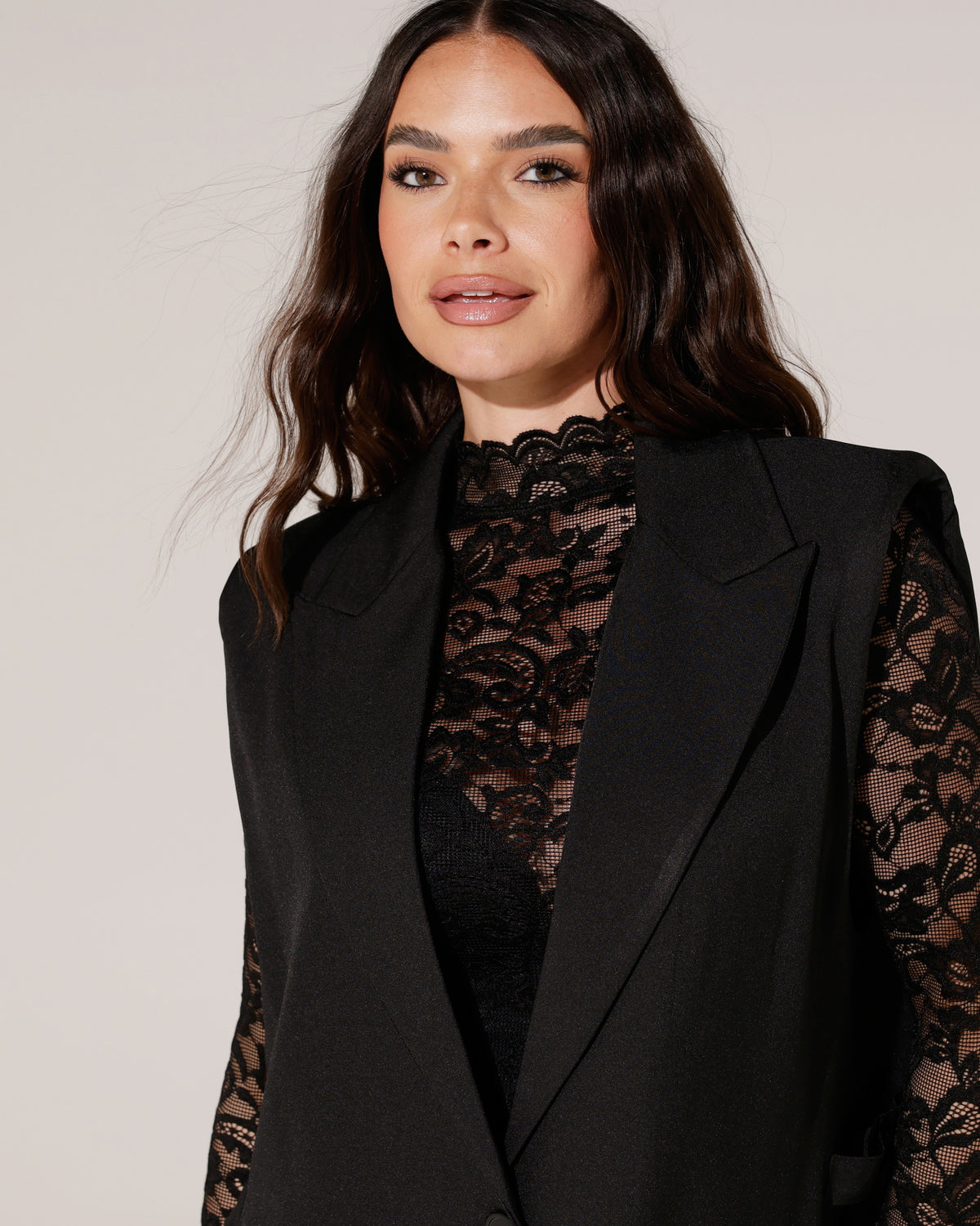 Lang gilet met knopen Macy Zwart