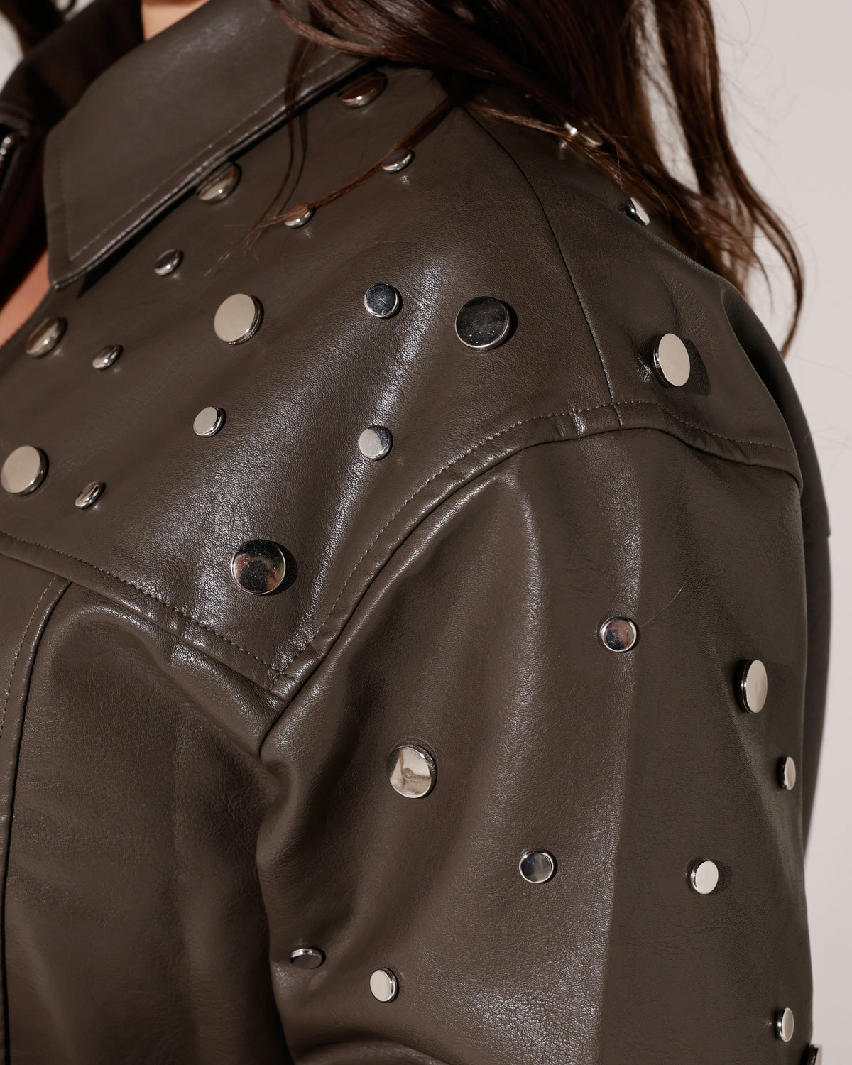 Leatherlook jacket met studs Noa Donkerbruin