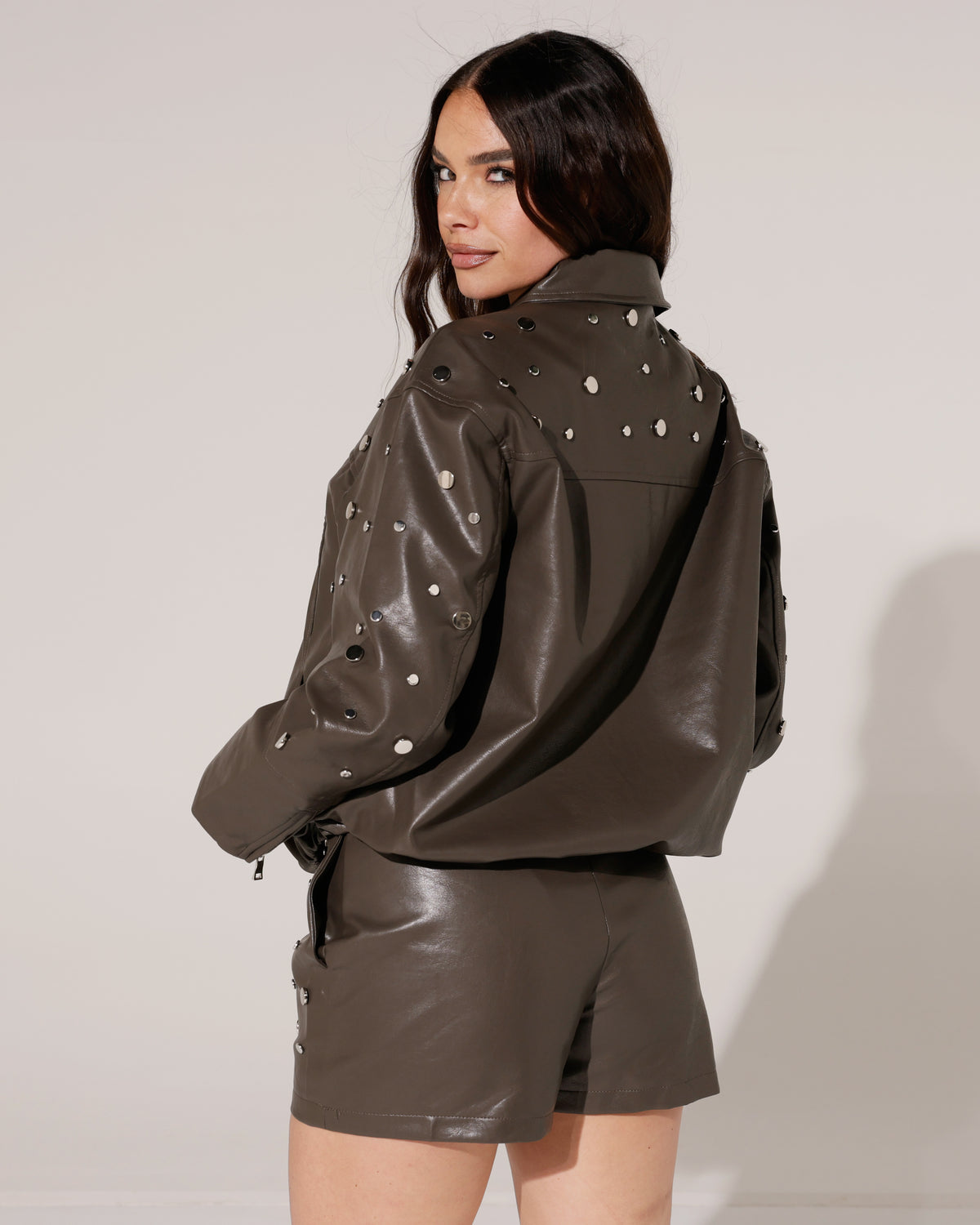 Leatherlook jacket met studs Noa Donkerbruin