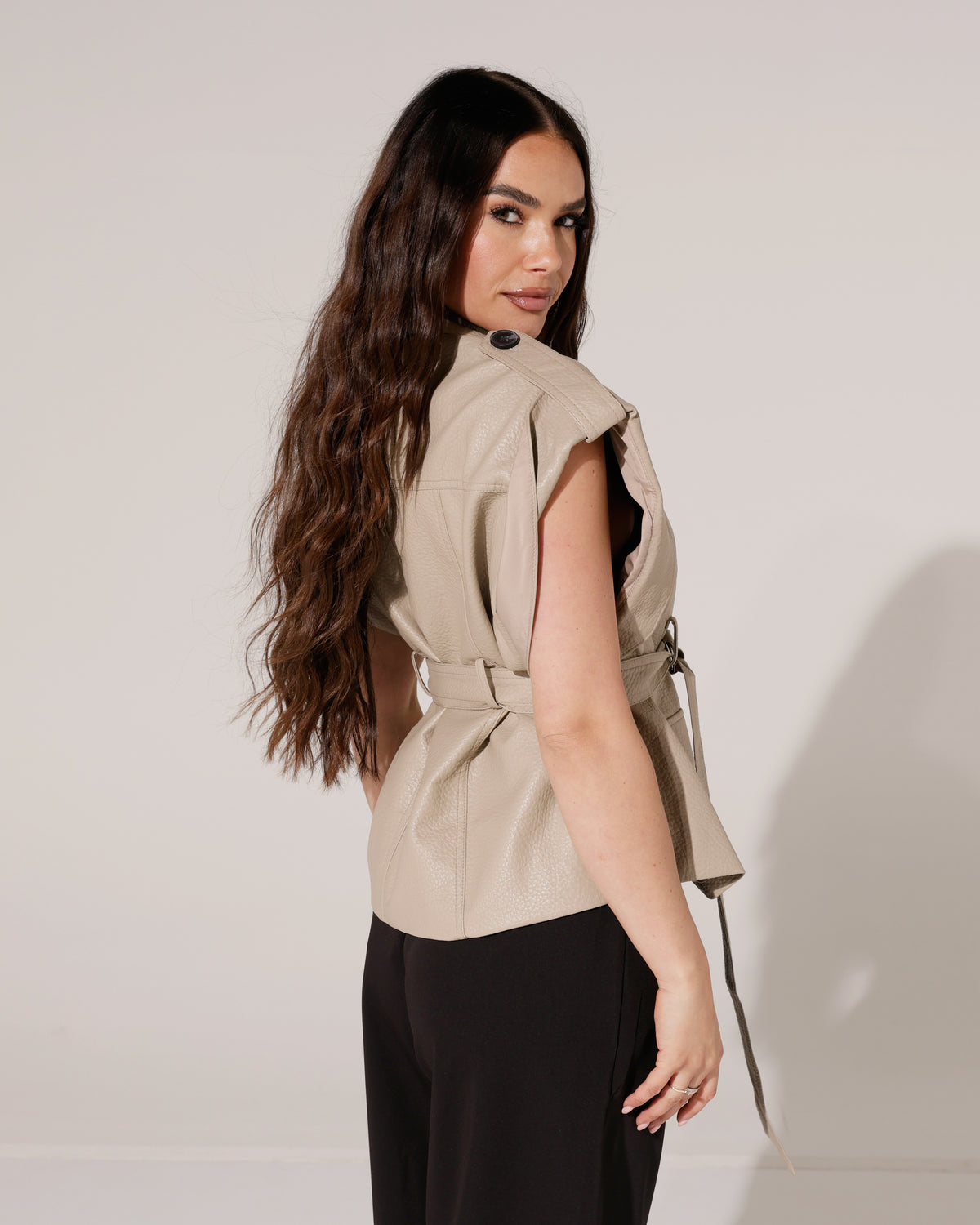 Leatherlook gilet Yinn Beige