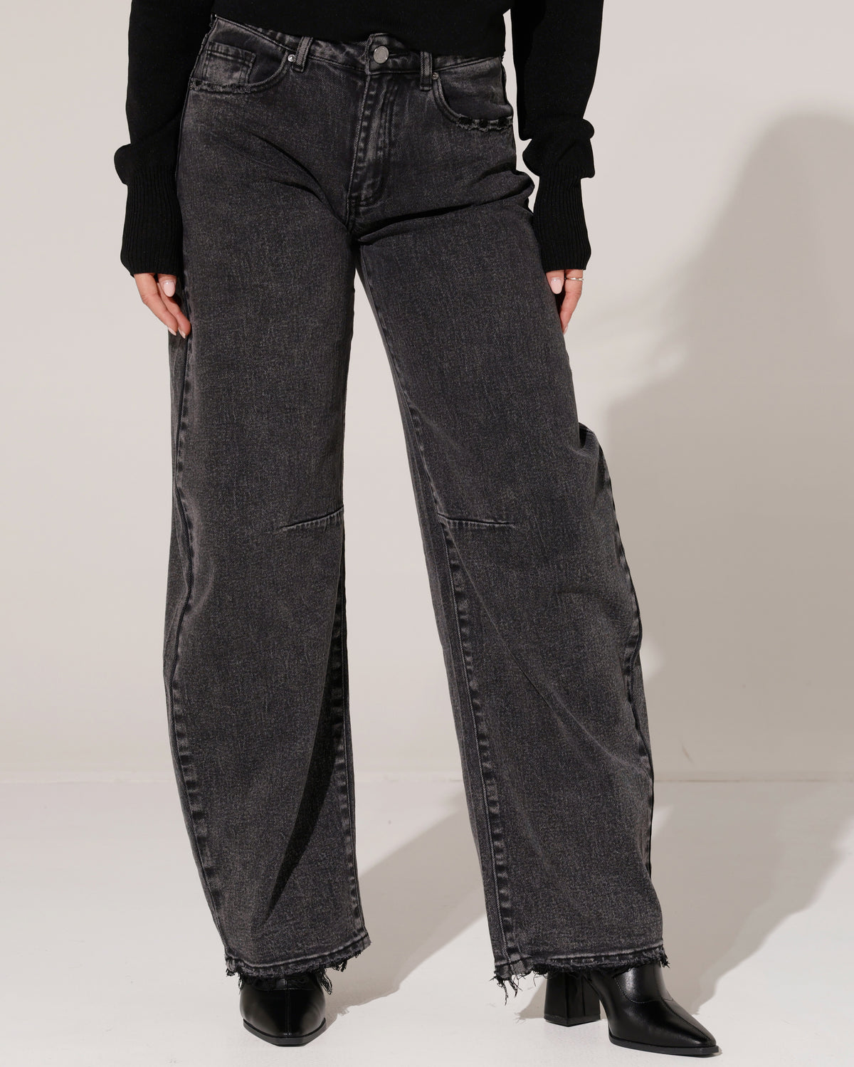 Queen Hearts | Barrel jeans Kyra-6 Zwart