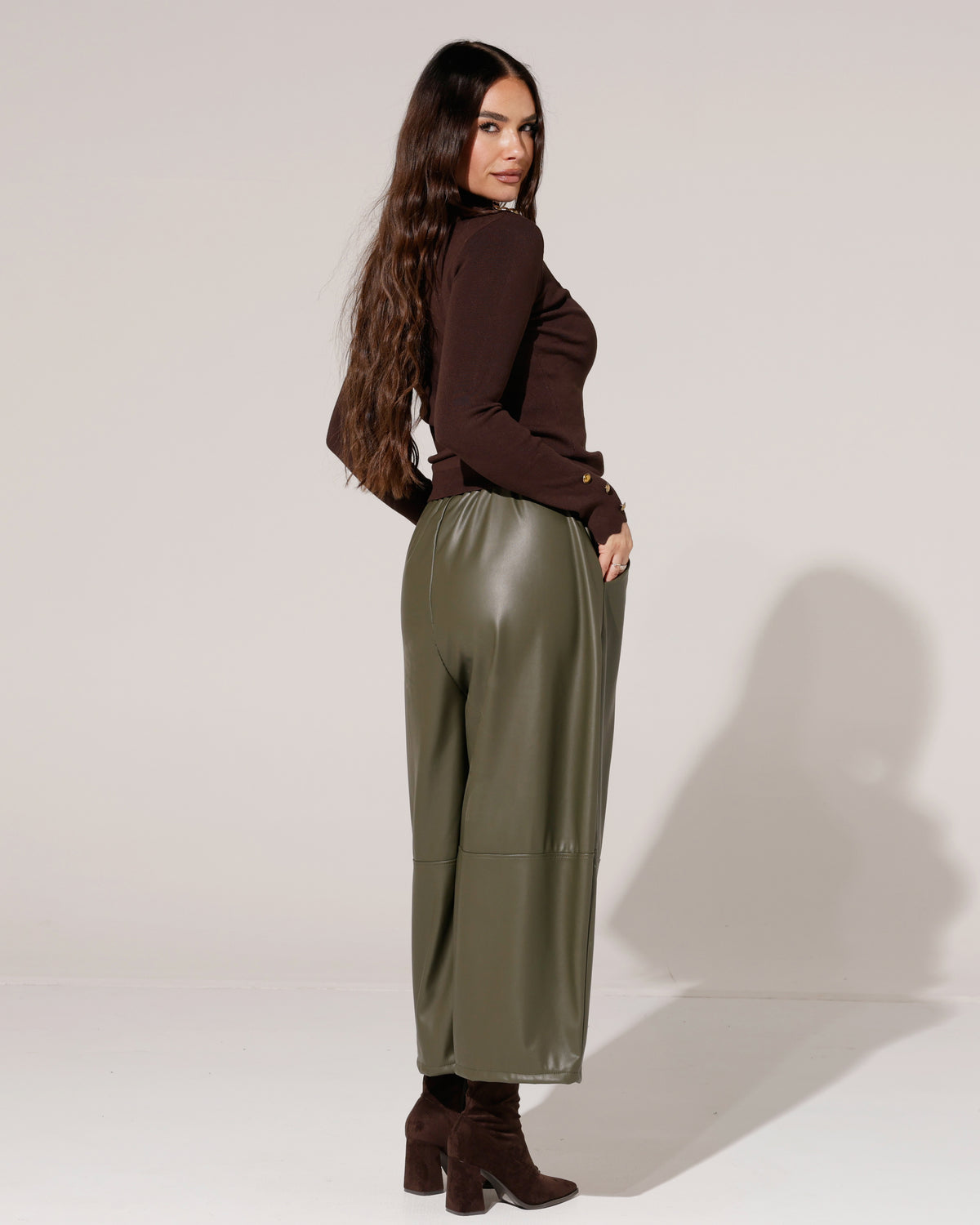 Leatherlook wide leg broek Babs Groen