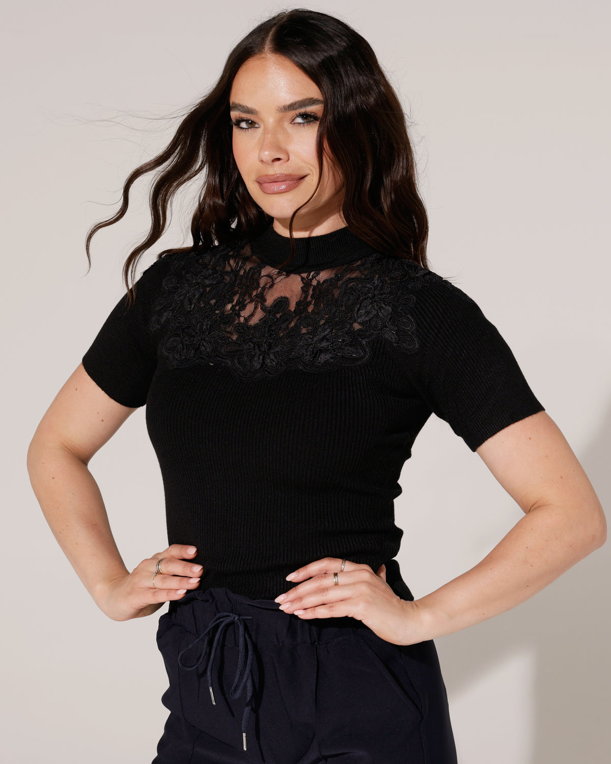 Top met kanten details Lieve Zwart