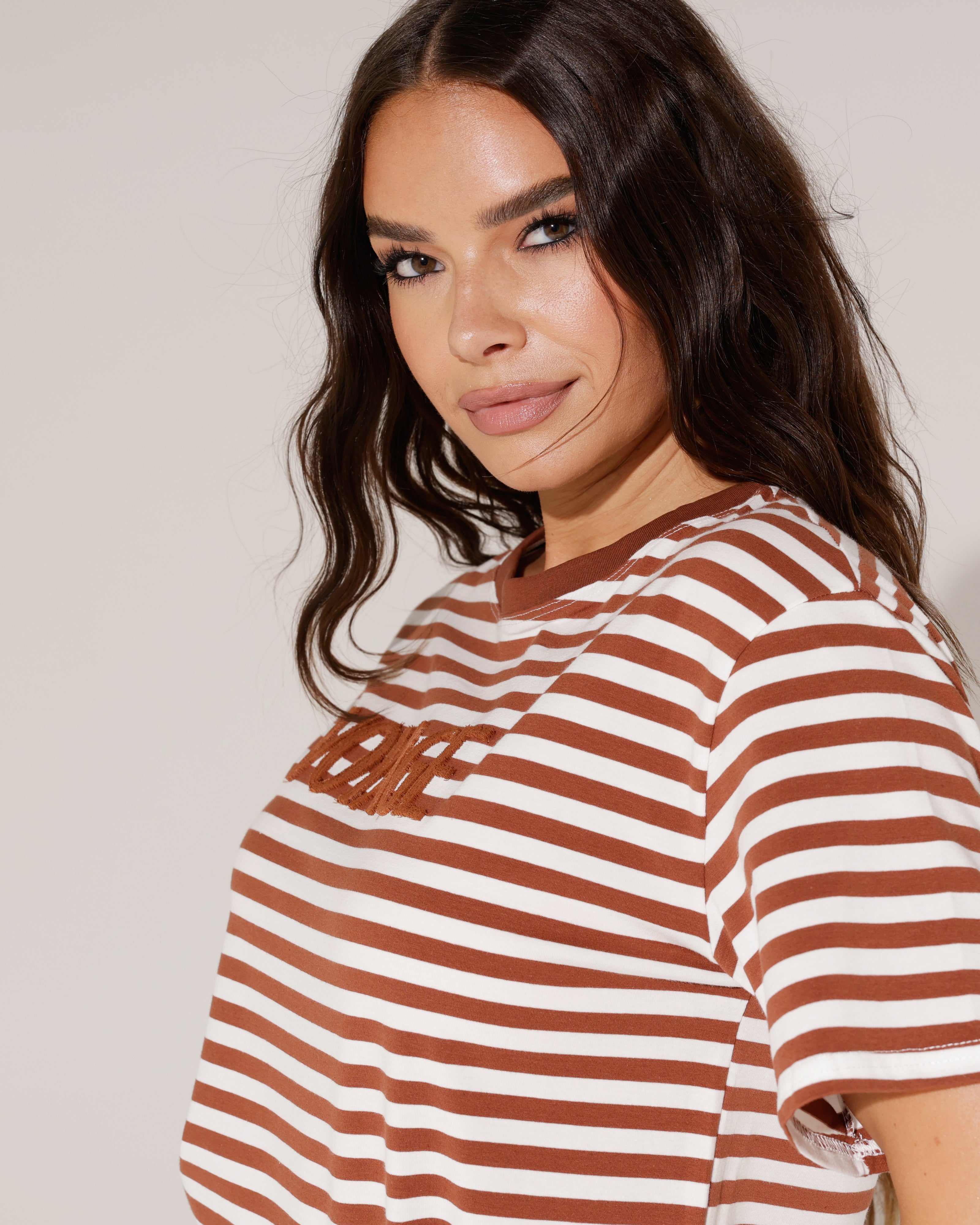 Gestreept T-shirt Voyage Bruin