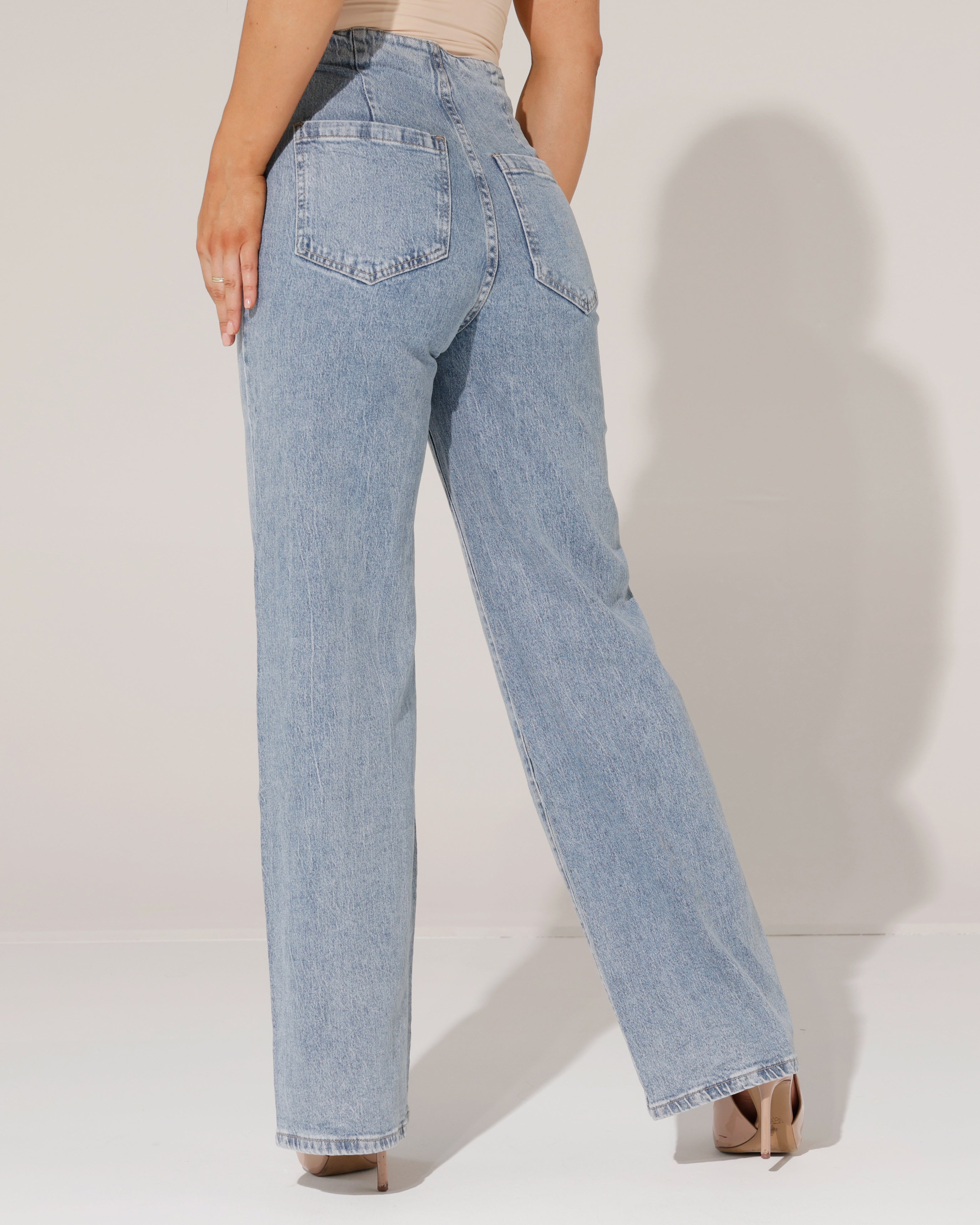 Laulia | Wide leg jeans Jolice Lichtblauw