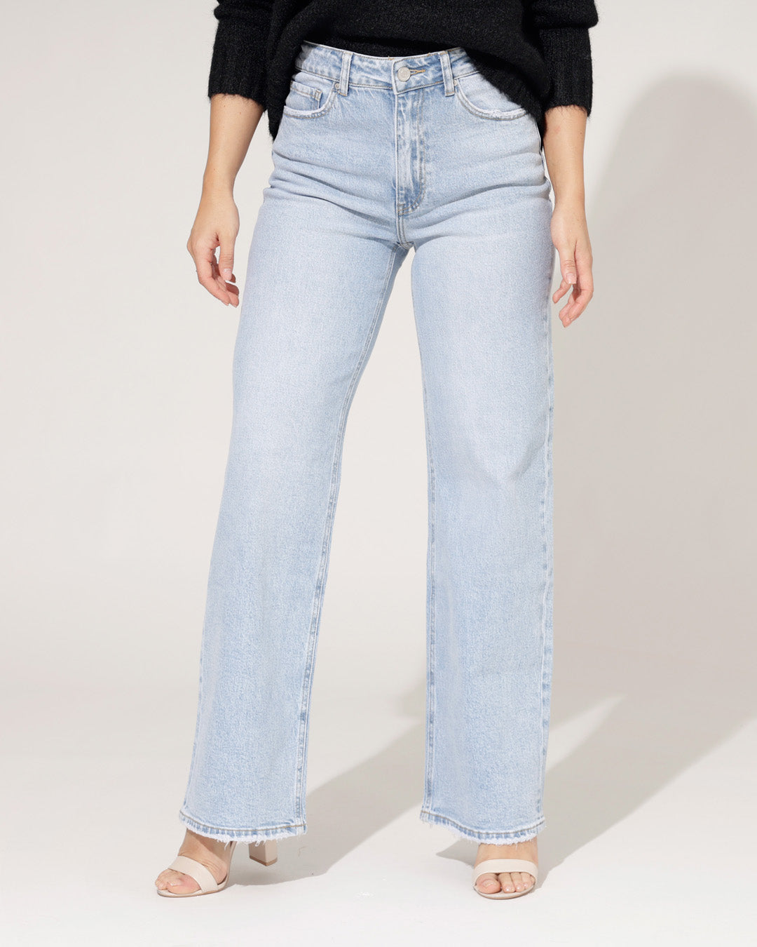 Queen Hearts | Wide leg, Straight jeans Pien Lichtblauw
