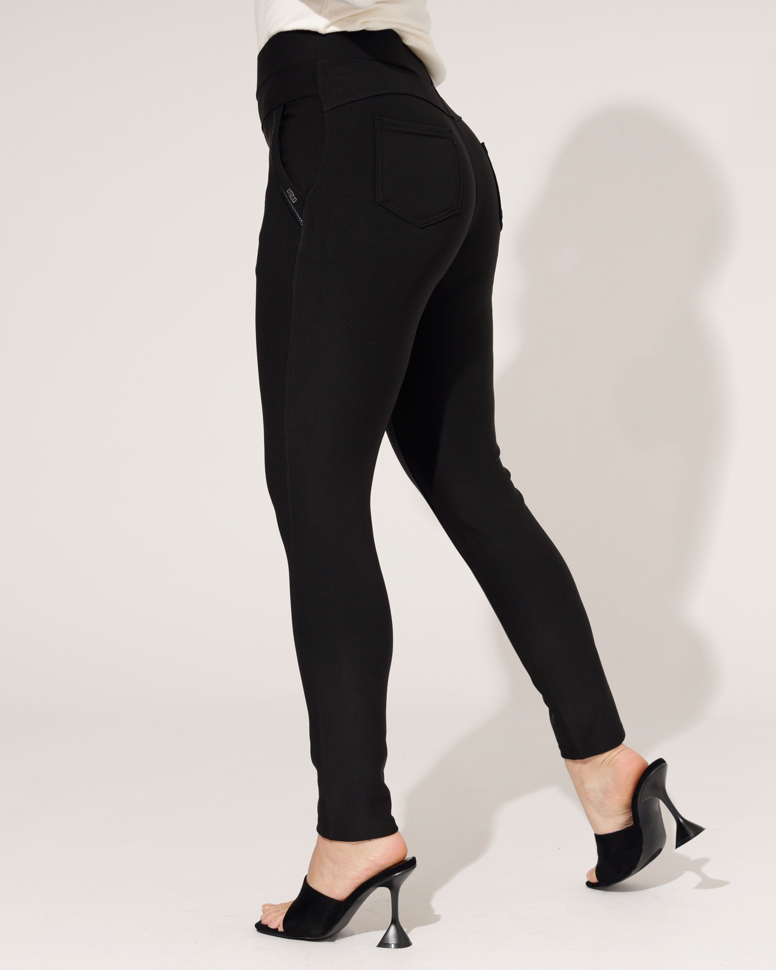 Zwarte comfort broek dames Yu & Me Livia voor werk en dagelijks gebruik