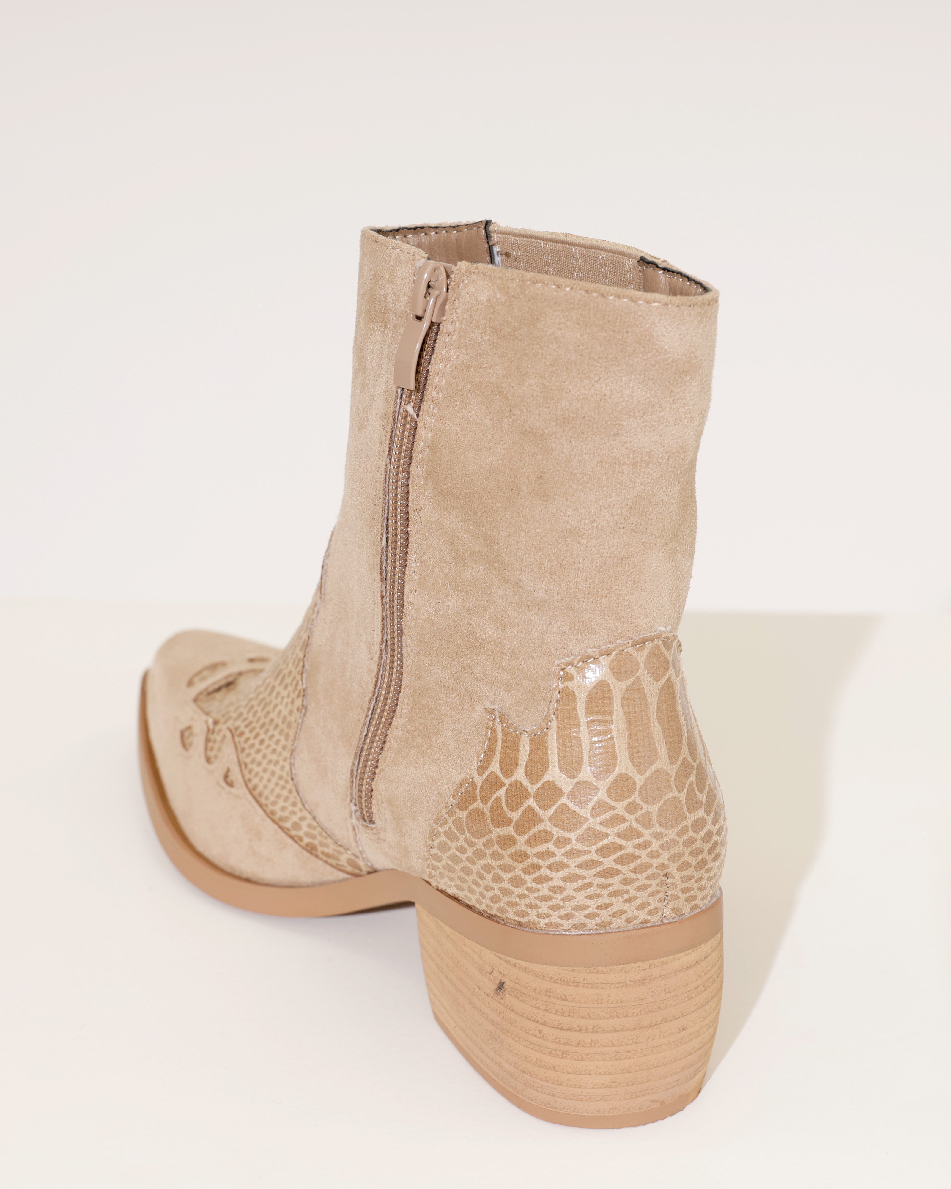 Cowboy Boot Beau Taupe