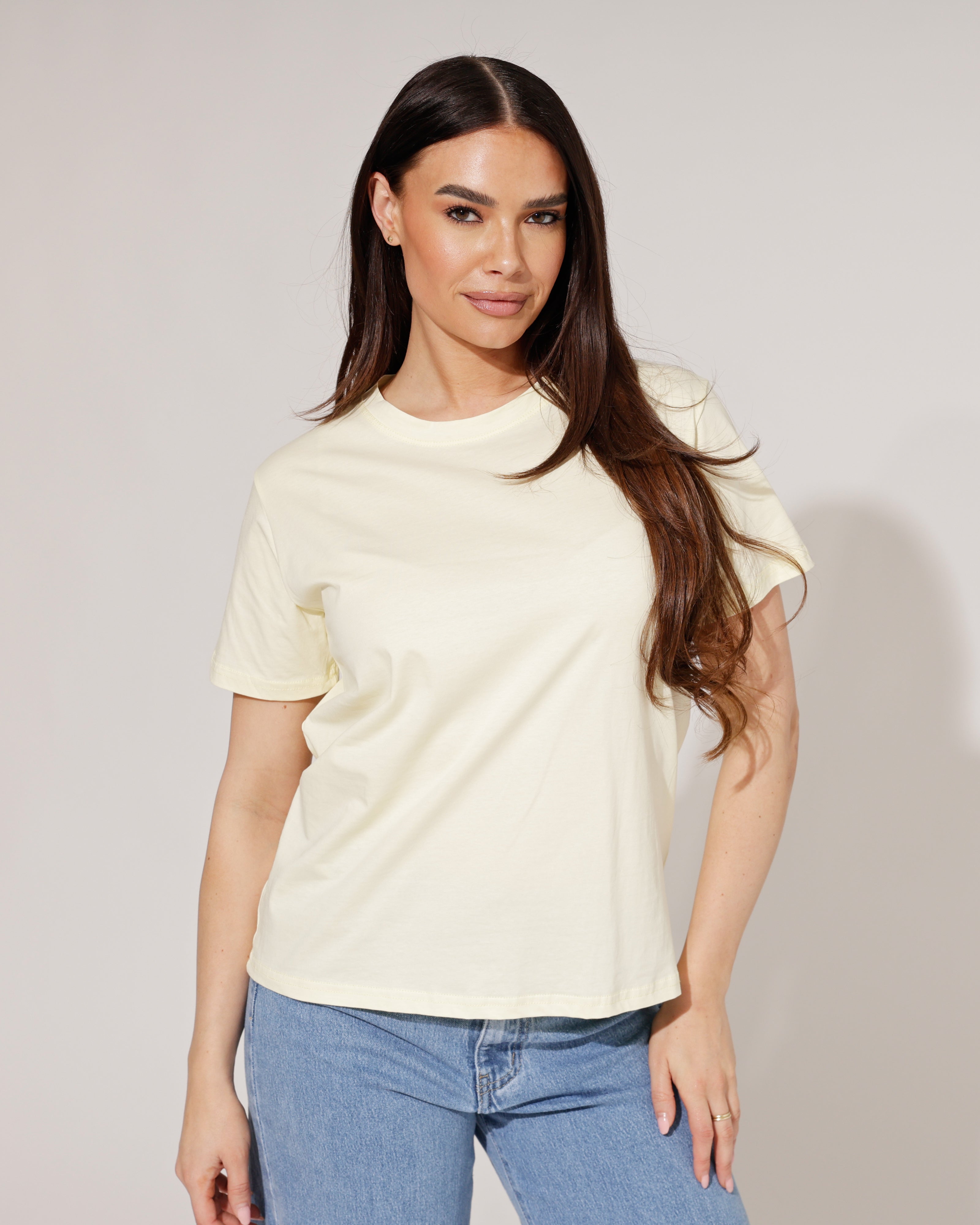 Basic T-shirt Claartje Geel