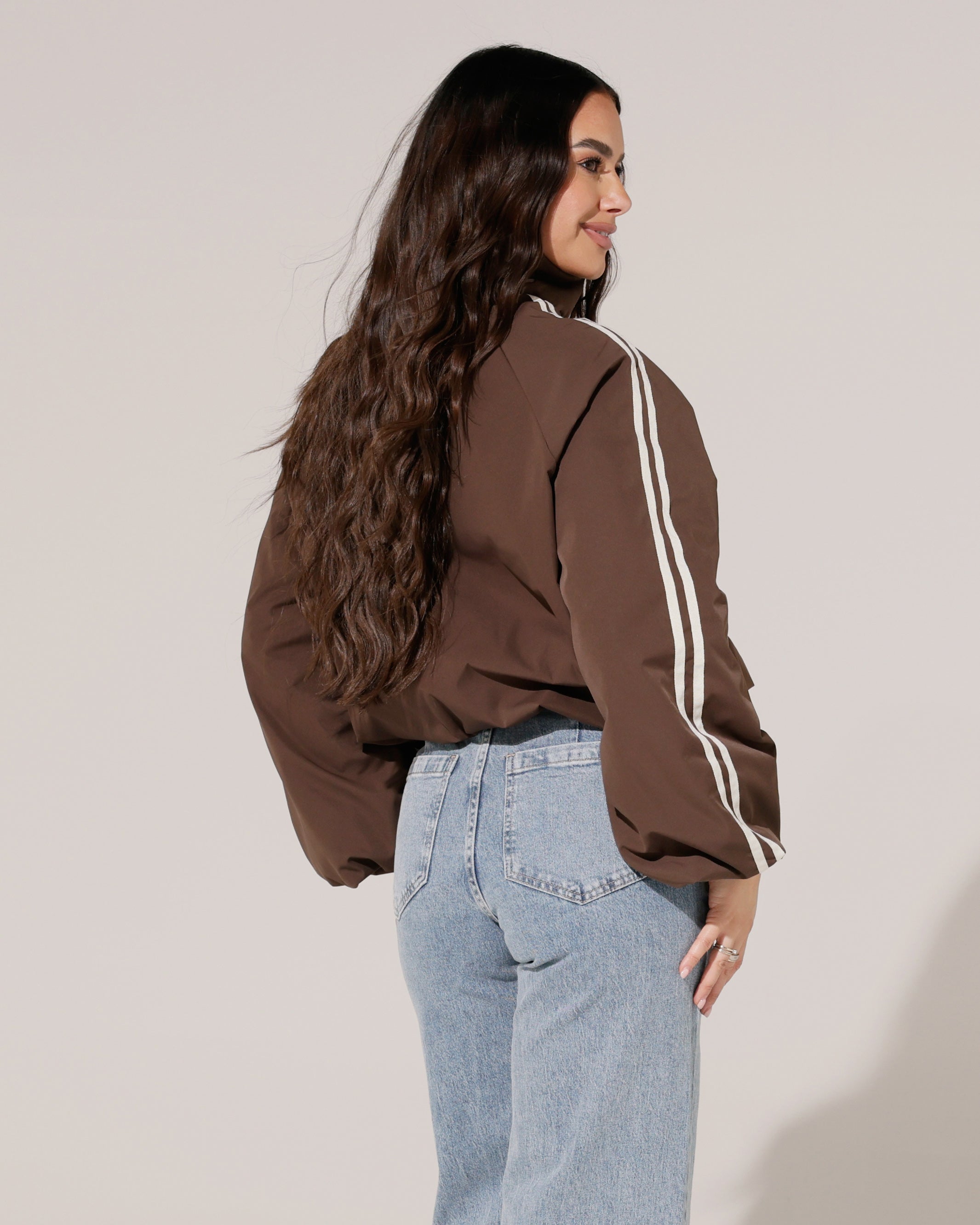 Tussenjacket met strepen Vivey Bruin