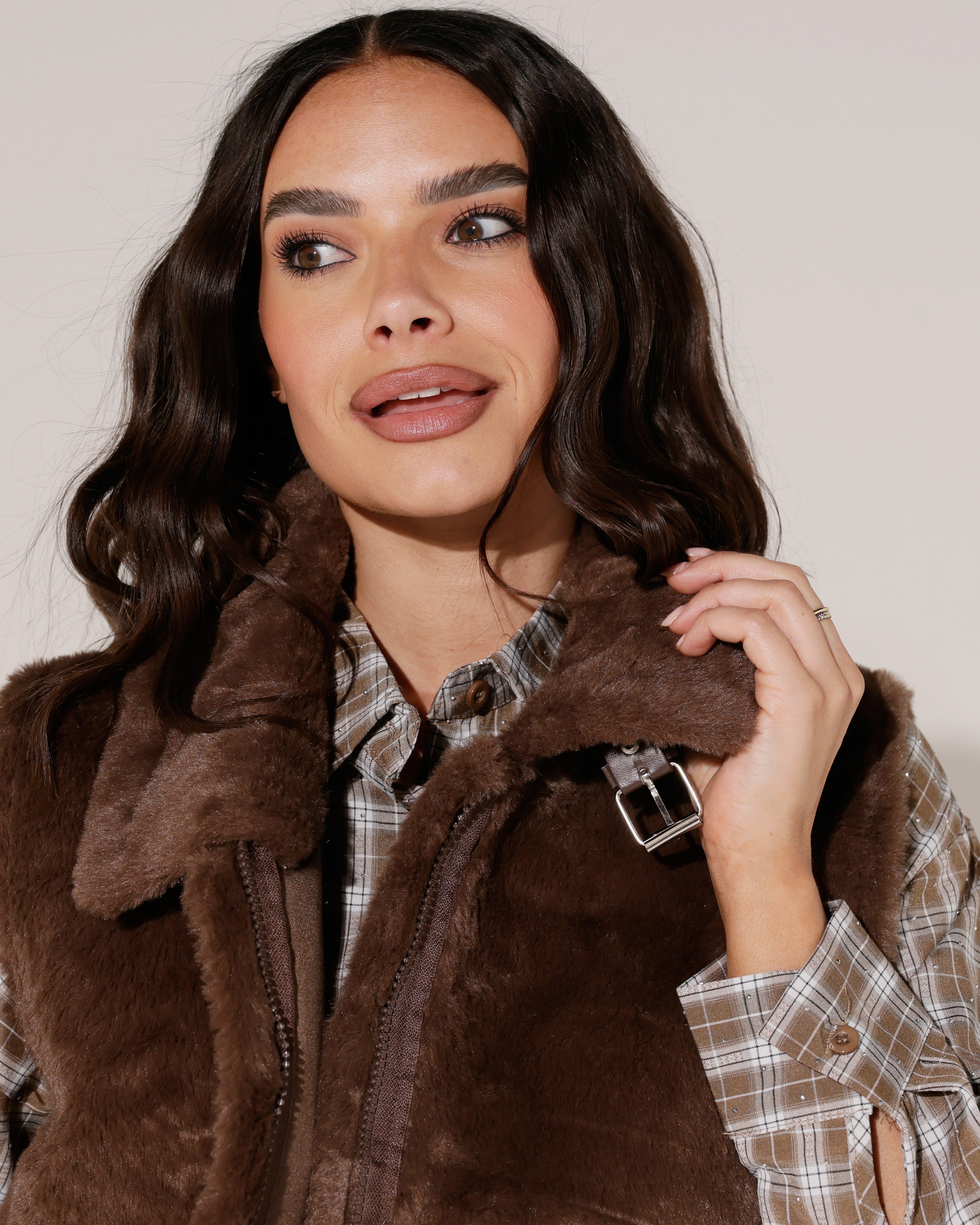 Fake fur bodywarmer Jony Donkerbruin