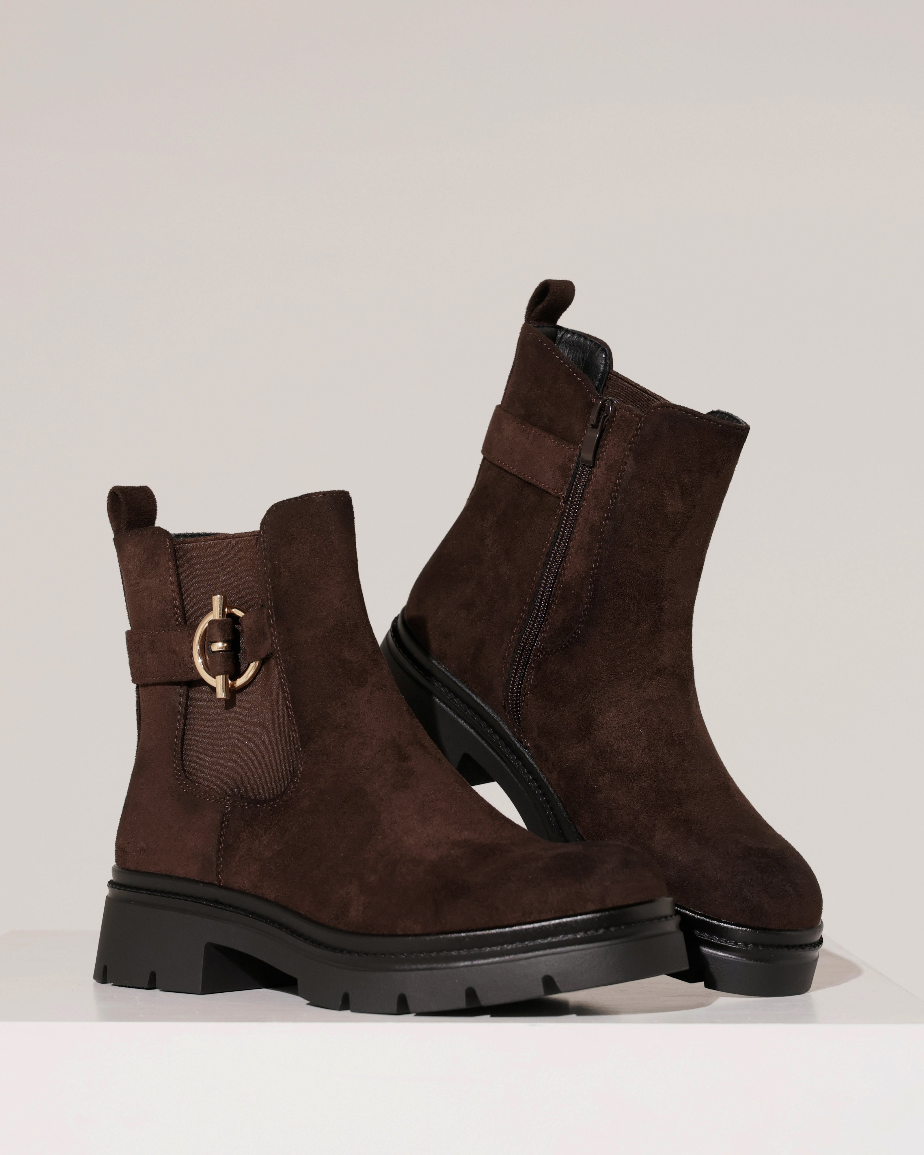 Chelsea boot met gesp Mika Donkerbruin