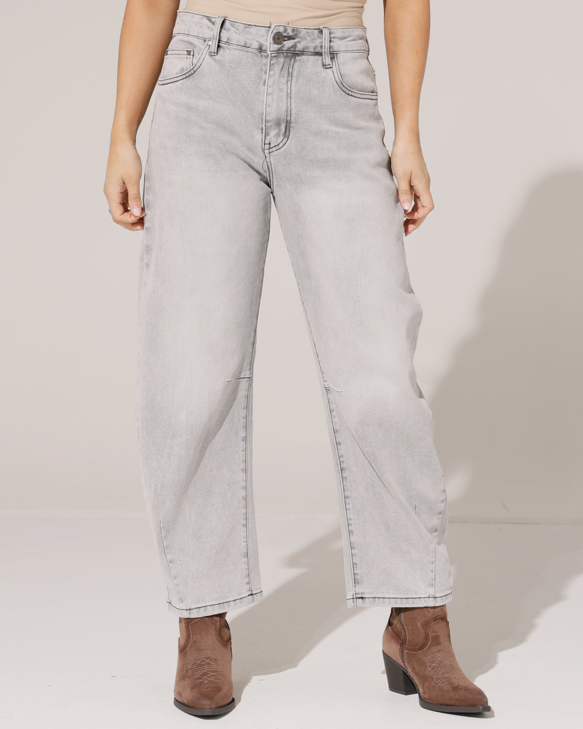 Ana & Lucy Barrel jeans Livia in grijs