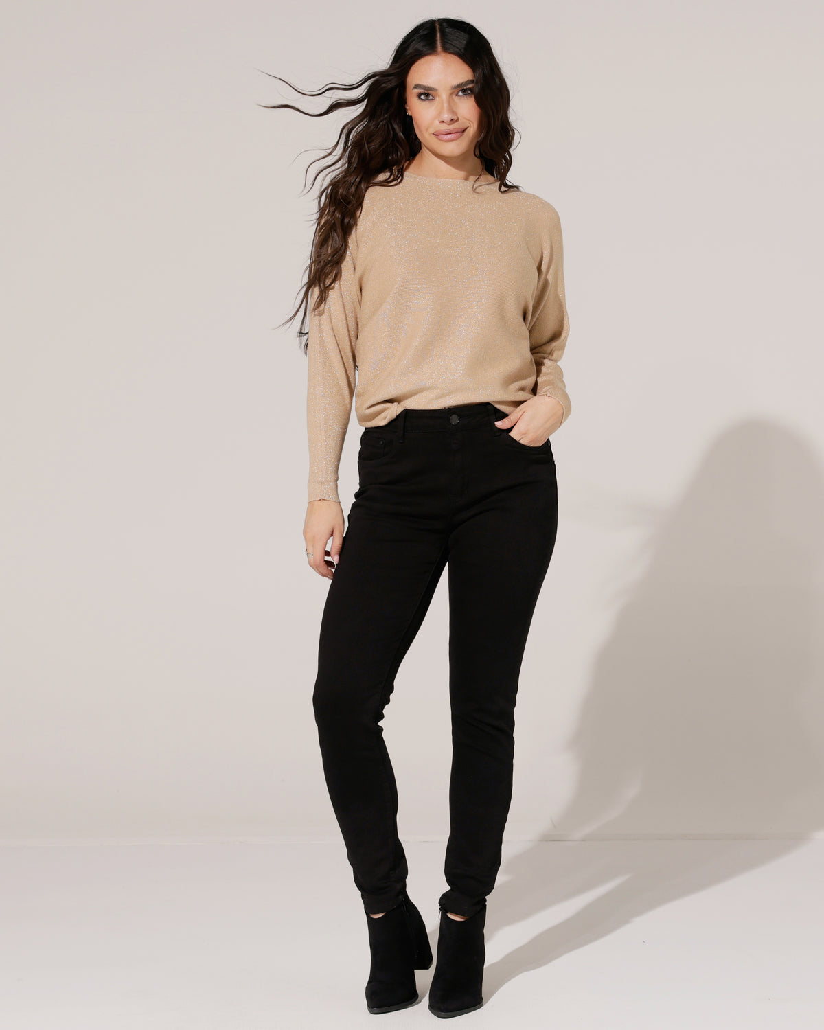 Ana & Lucy Skinny jeans, Push up Lucie-A in zwart, extra aanzicht 4