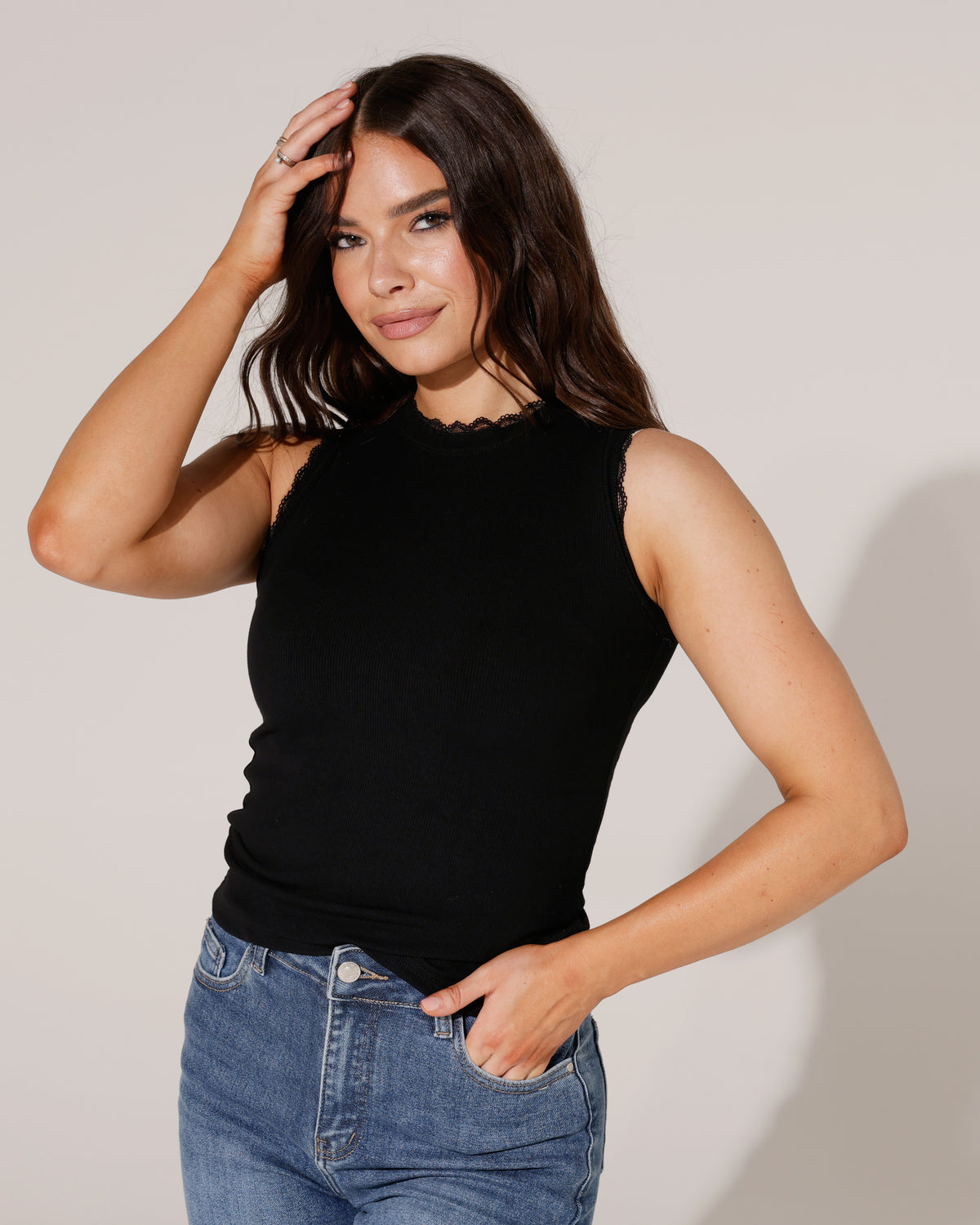 Basic hemd met kanten detail Didi in zwart