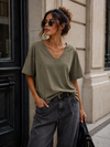 Basic T-shirt V-hals Milly Donkergroen