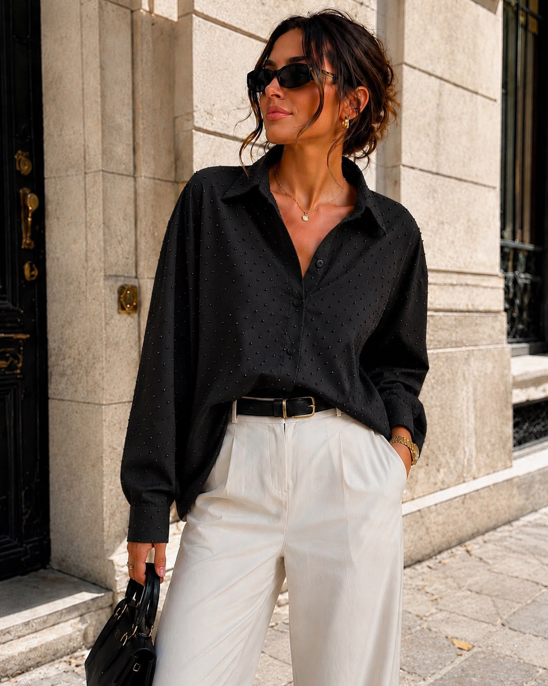 Blouse met strass Vivey in zwart, vooraanzicht
