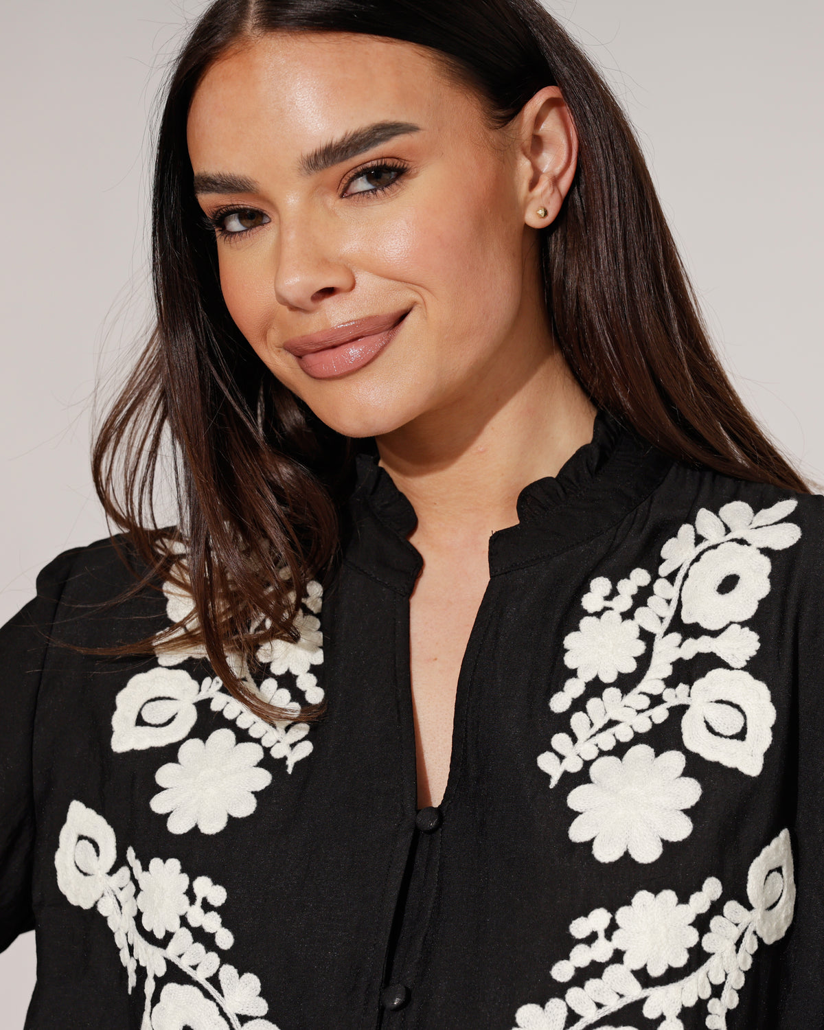 Blouse Milena in zwart, extra aanzicht 2