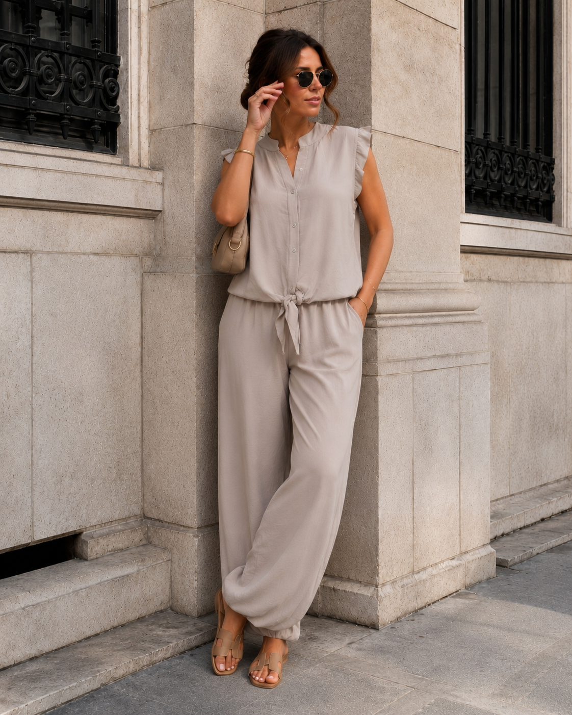 Co-ord set Lola in taupe, extra aanzicht 2