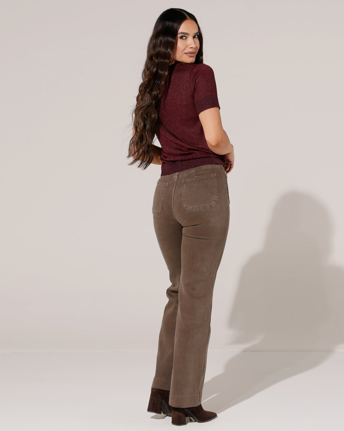Folyrose Wide leg jeans Mika-I3 in bruin, extra aanzicht 4