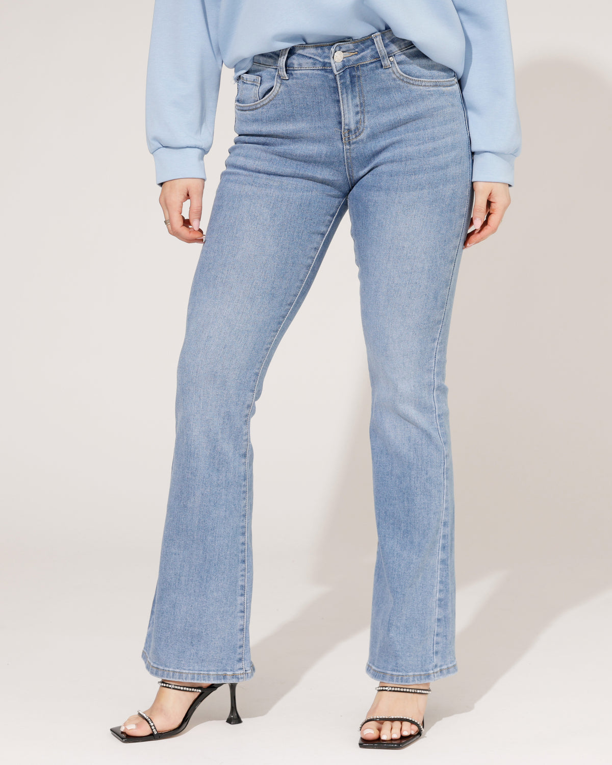 Goodies Flared jeans Sassy in lichtblauw