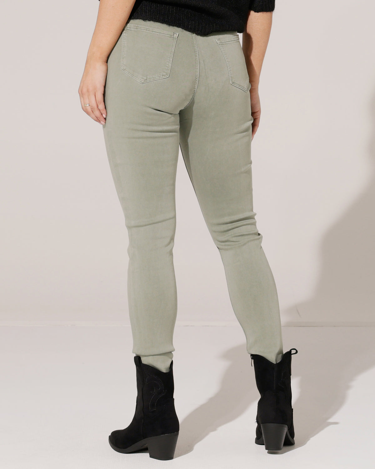 Goodies Skinny jeans Lou-13 in groen, extra aanzicht 2