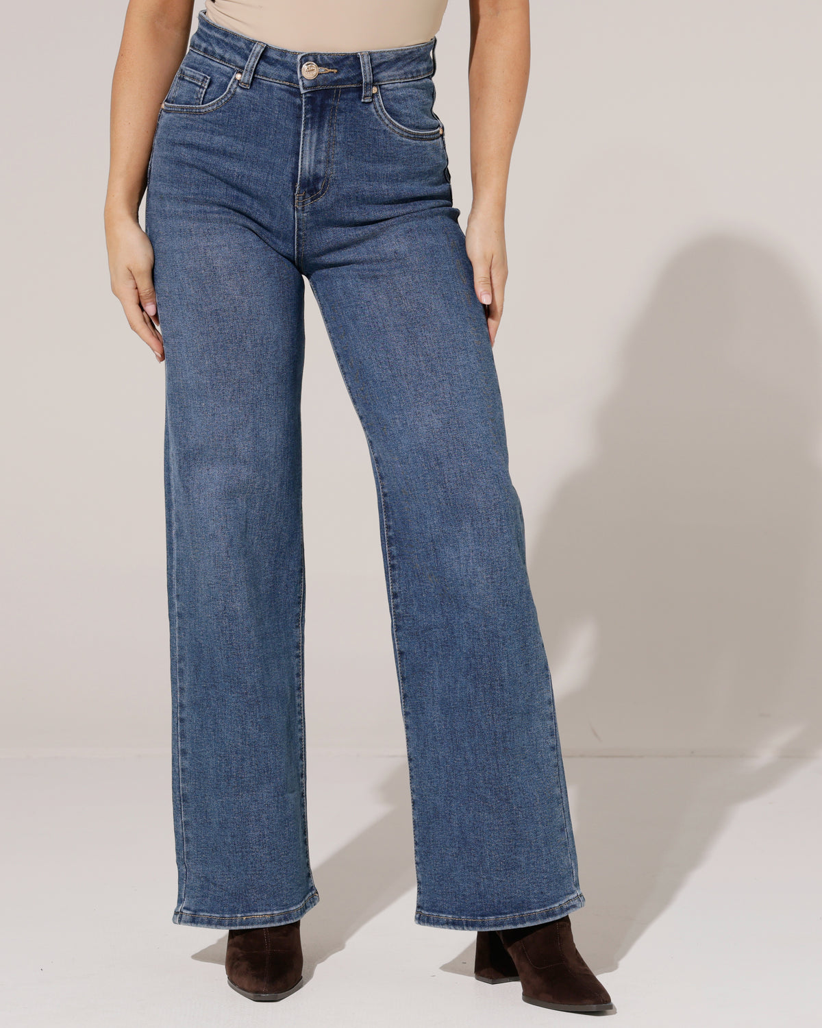 Goodies Wide leg jeans Jenske in donkerblauw, extra aanzicht 2