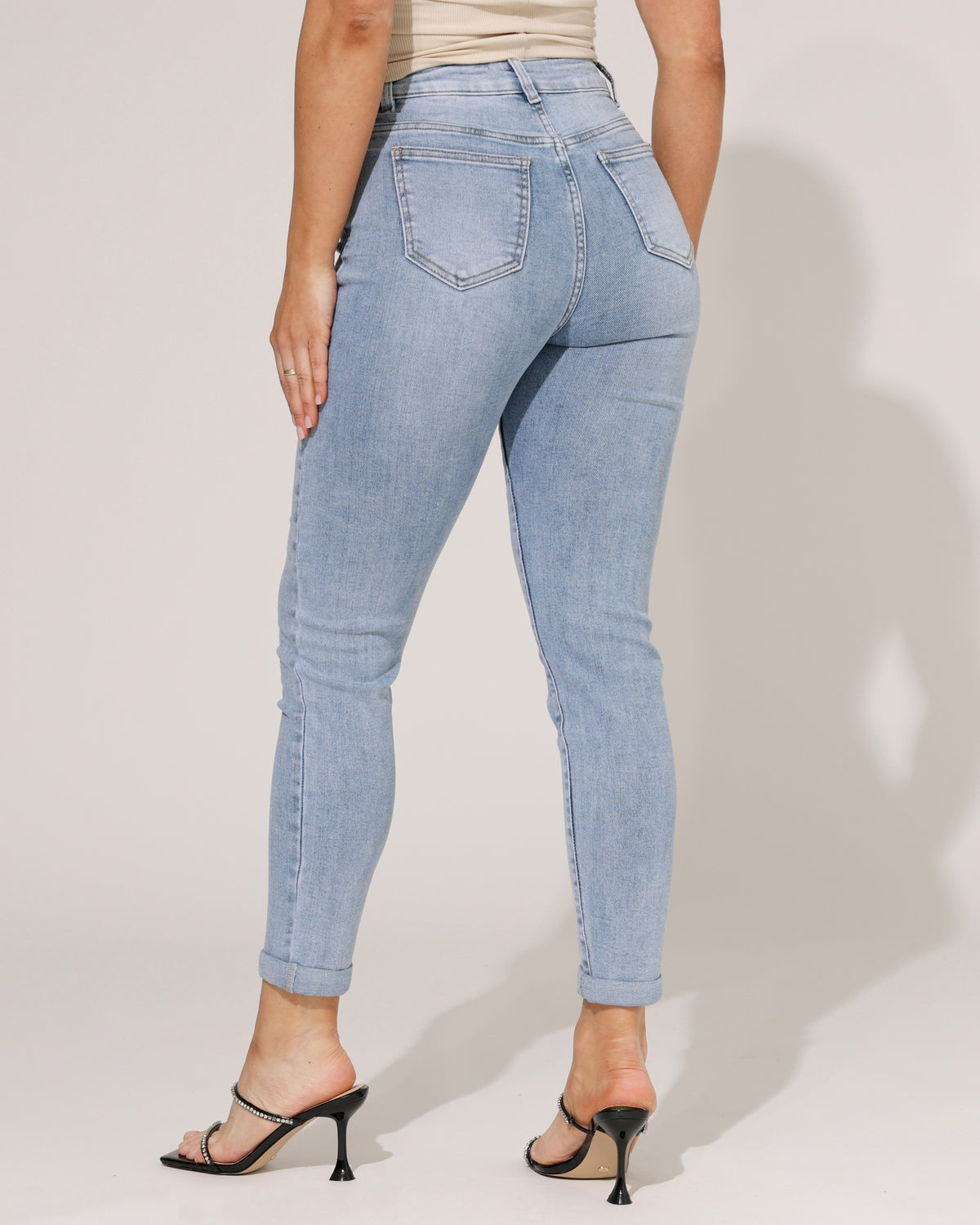 Hello Miss Slim jeans Cecile-6 in lichtblauw, extra aanzicht 2
