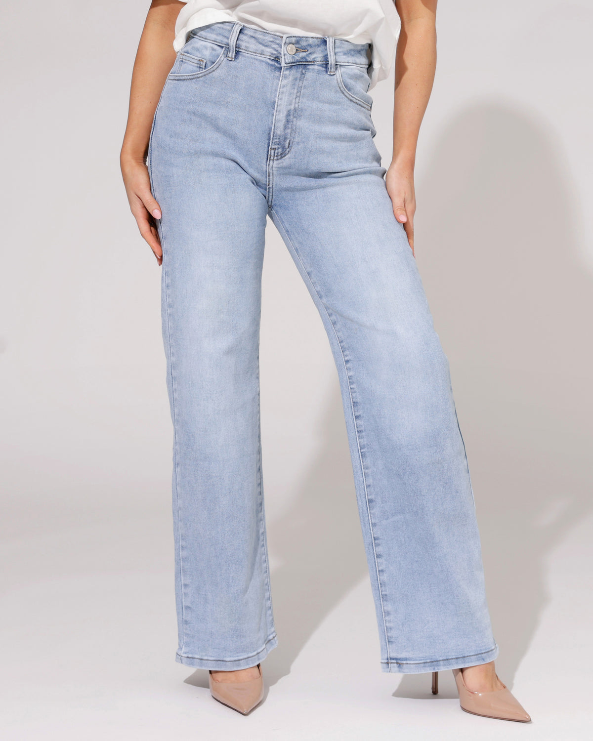 Hello Miss Wide leg jeans Jante-7 in lichtblauw, vooraanzicht