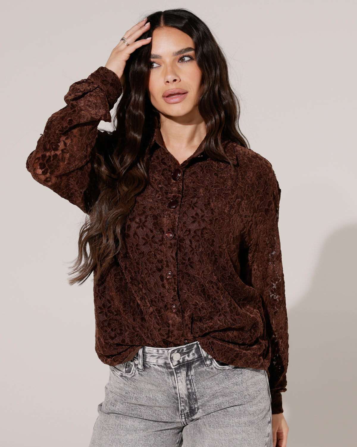 Kanten blouse Yara in bruin