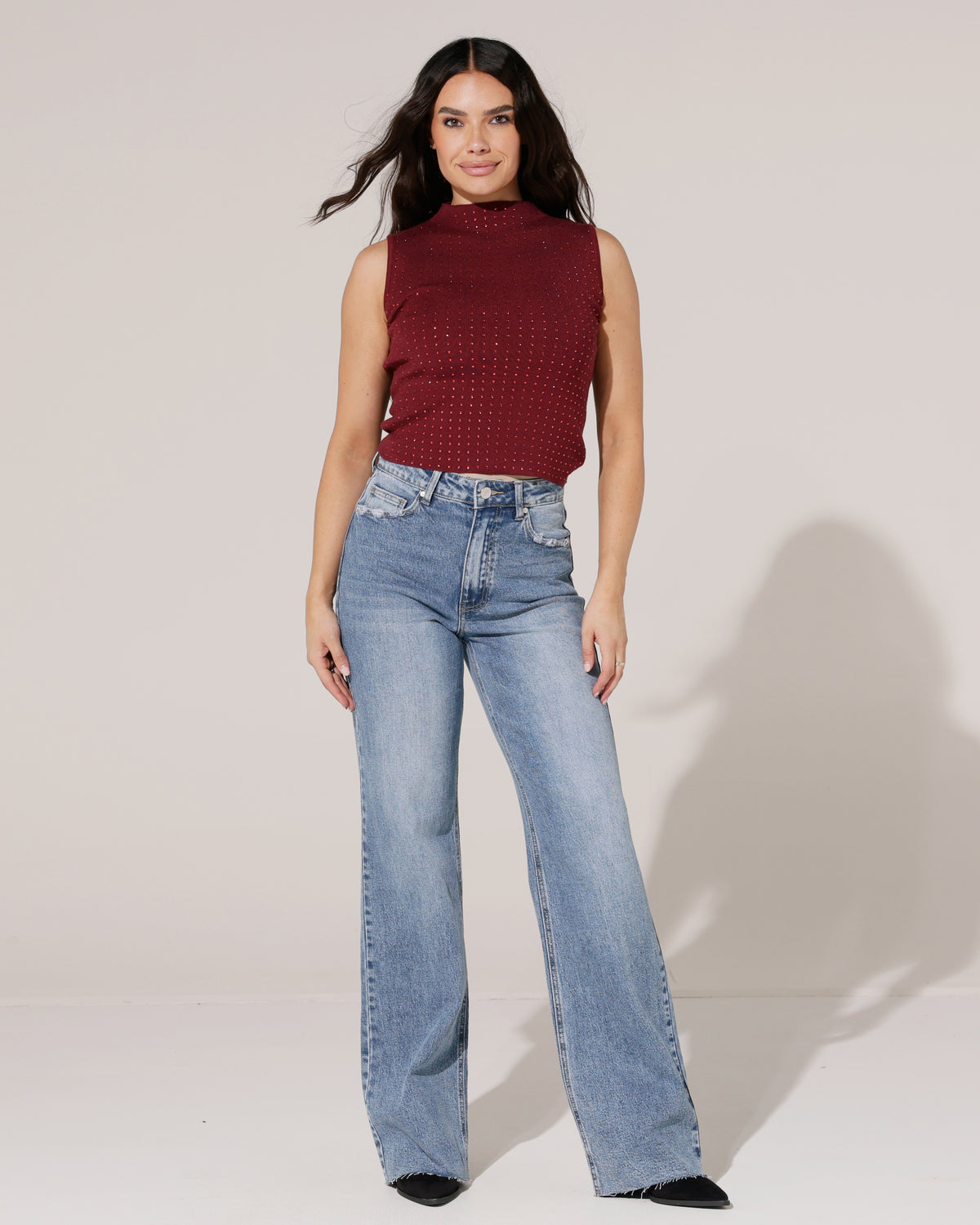 Mouwloze top met glitters Ivy in bordeaux, extra aanzicht 3